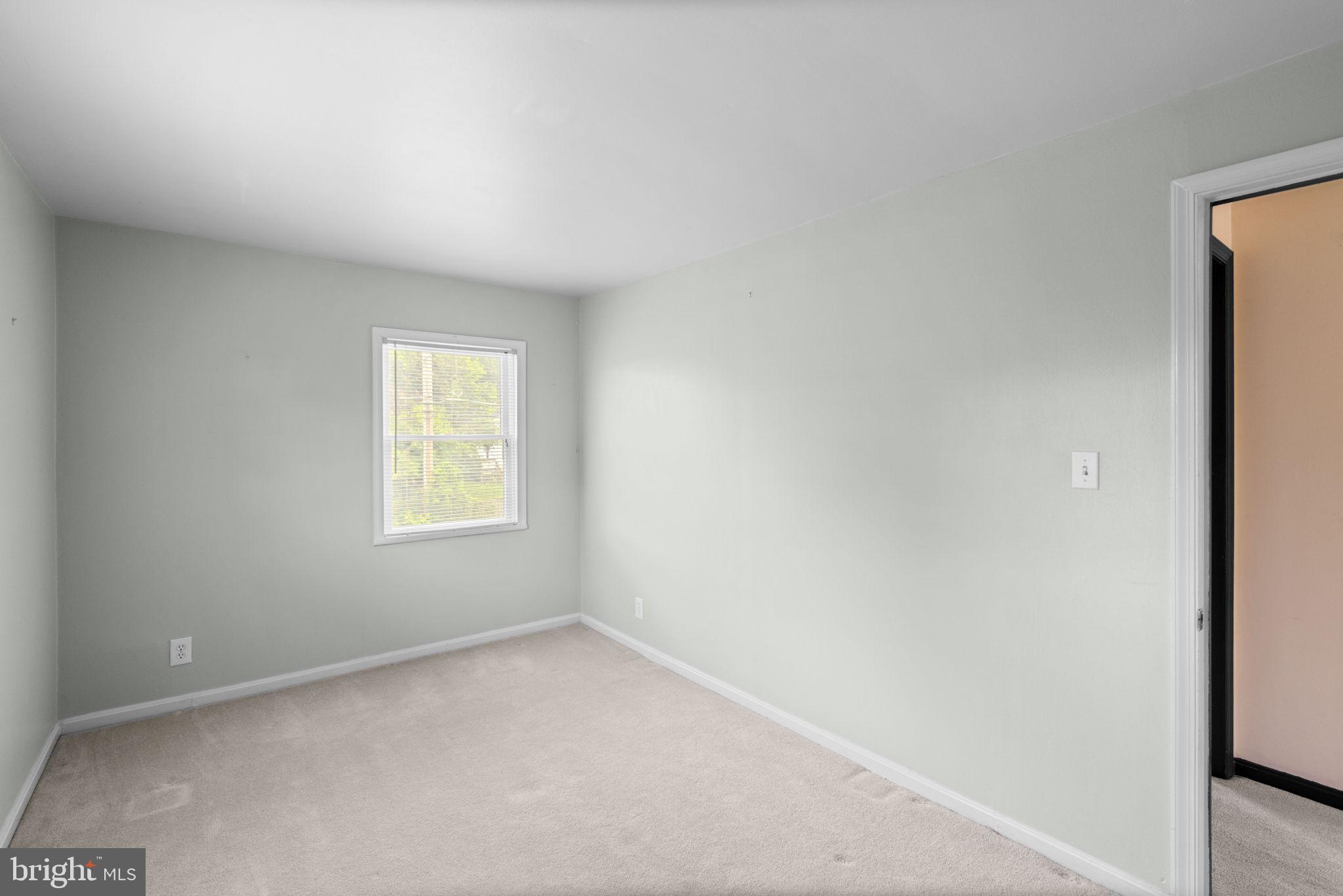 LYNDHURST POINT - Residential