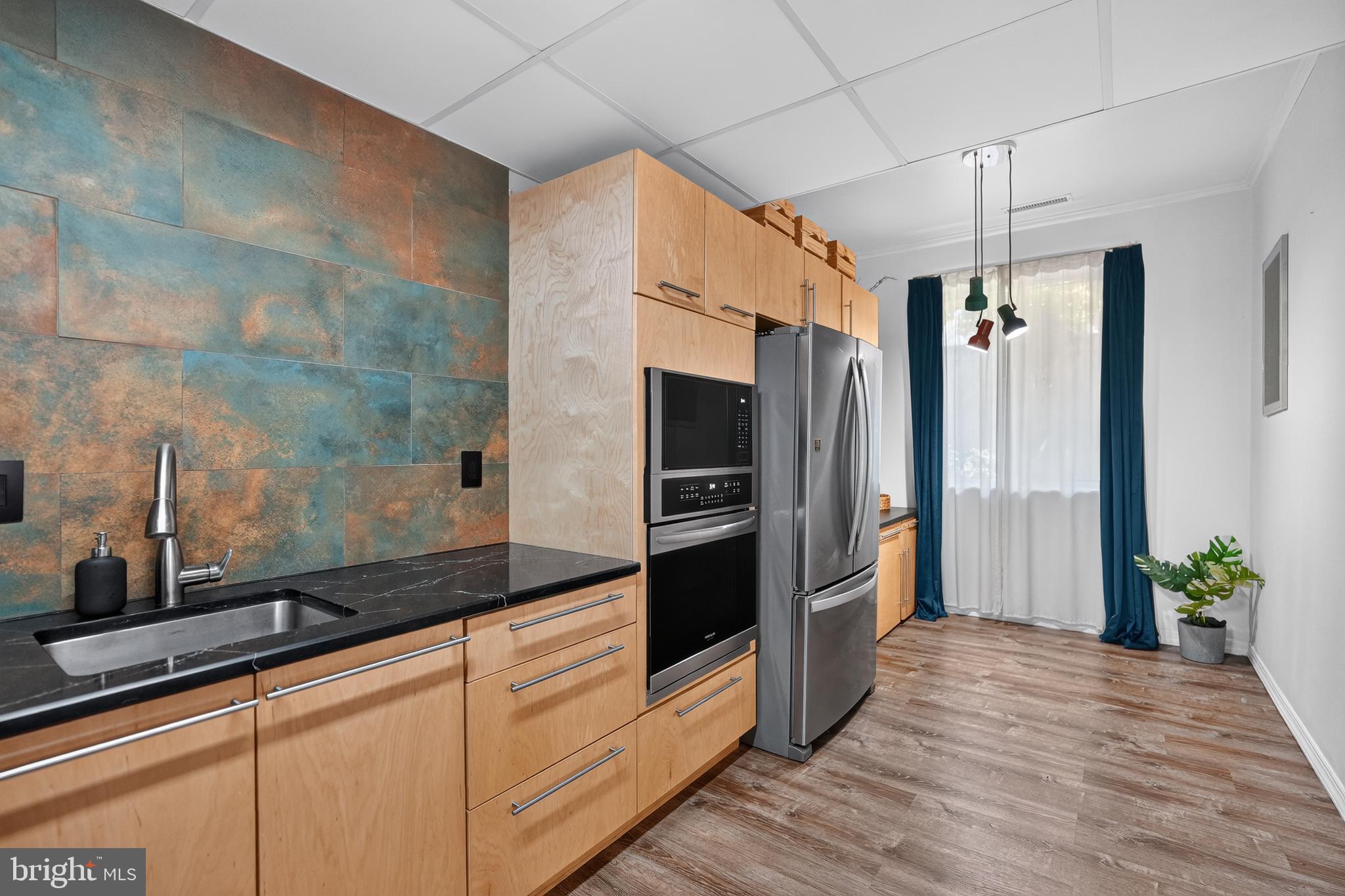 THOMAS CHOICE - Residential