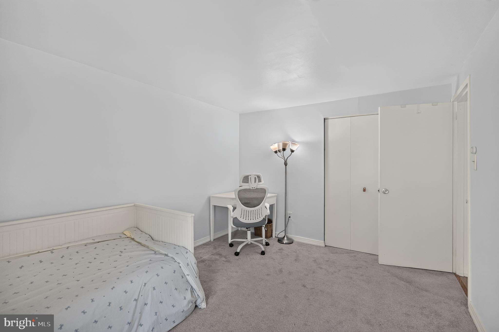 THOMAS CHOICE - Residential