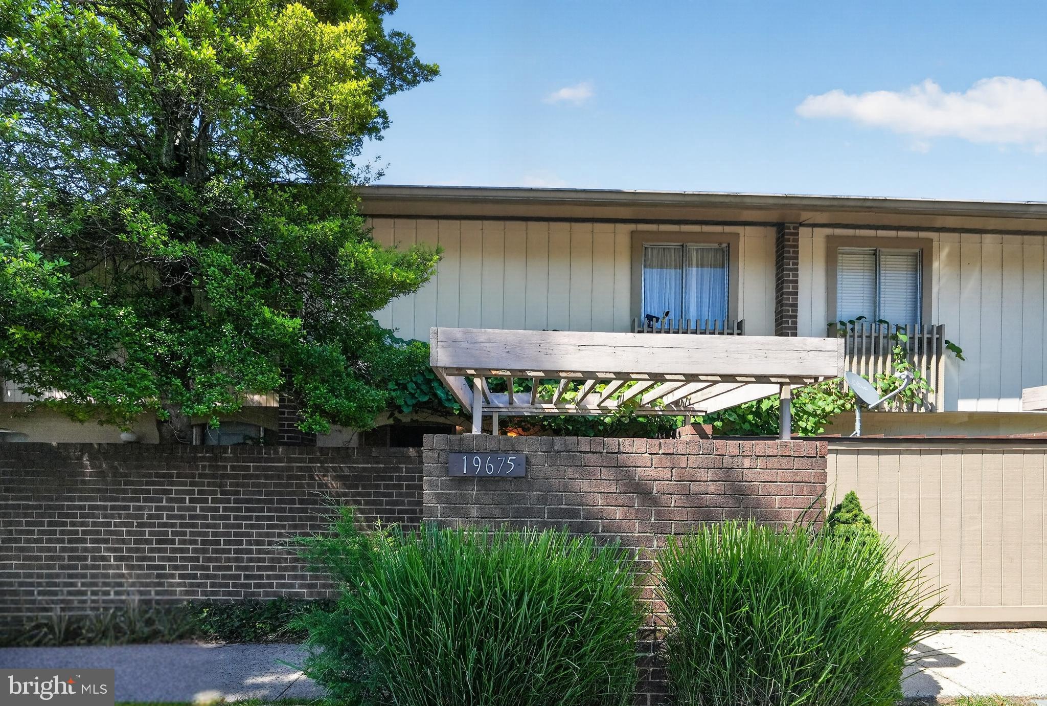THOMAS CHOICE - Residential