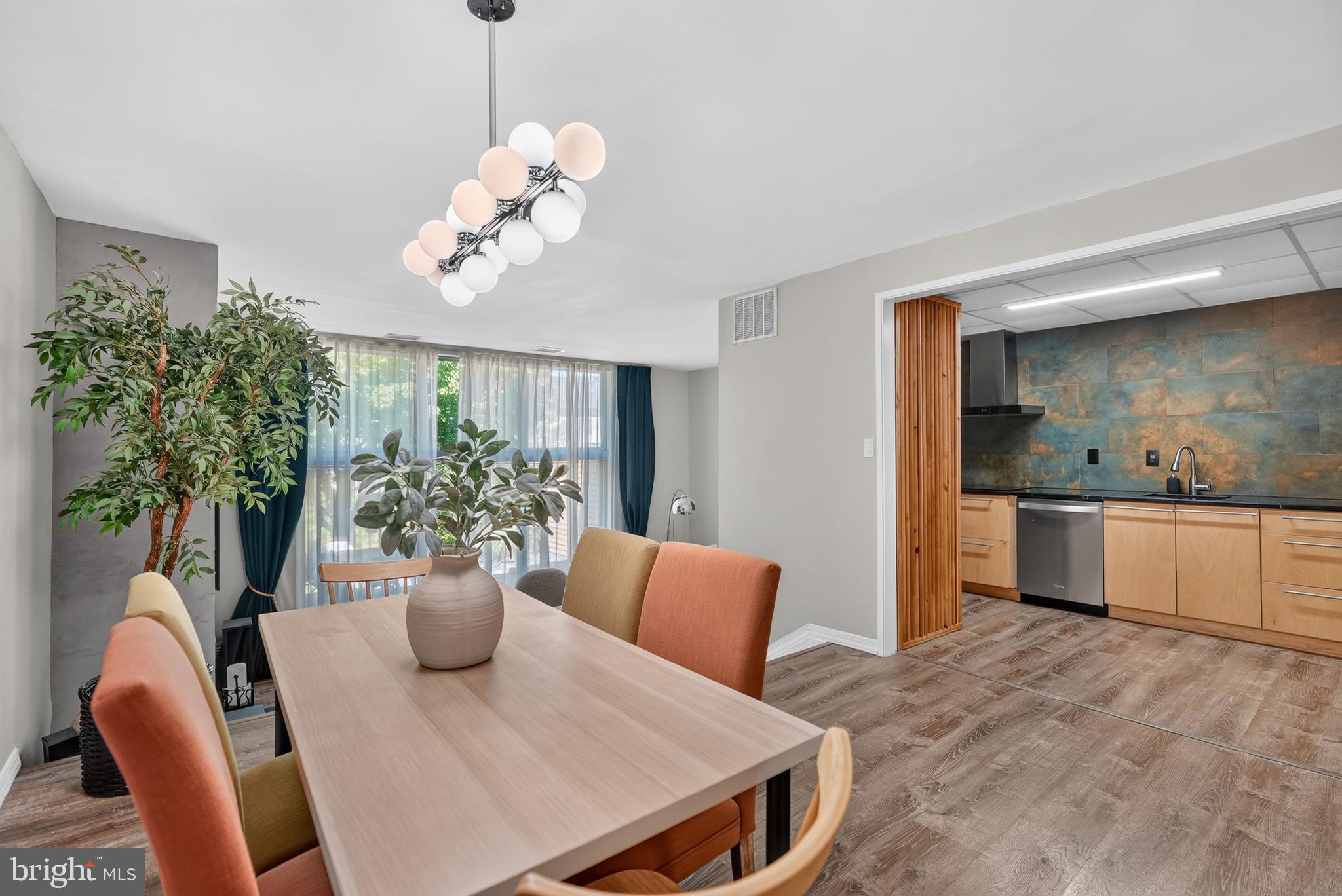 THOMAS CHOICE - Residential