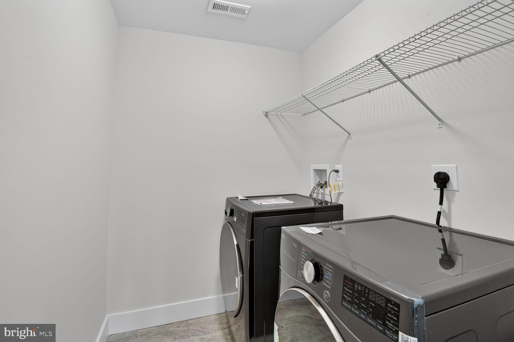 WOODSIDE GLEN - Residential