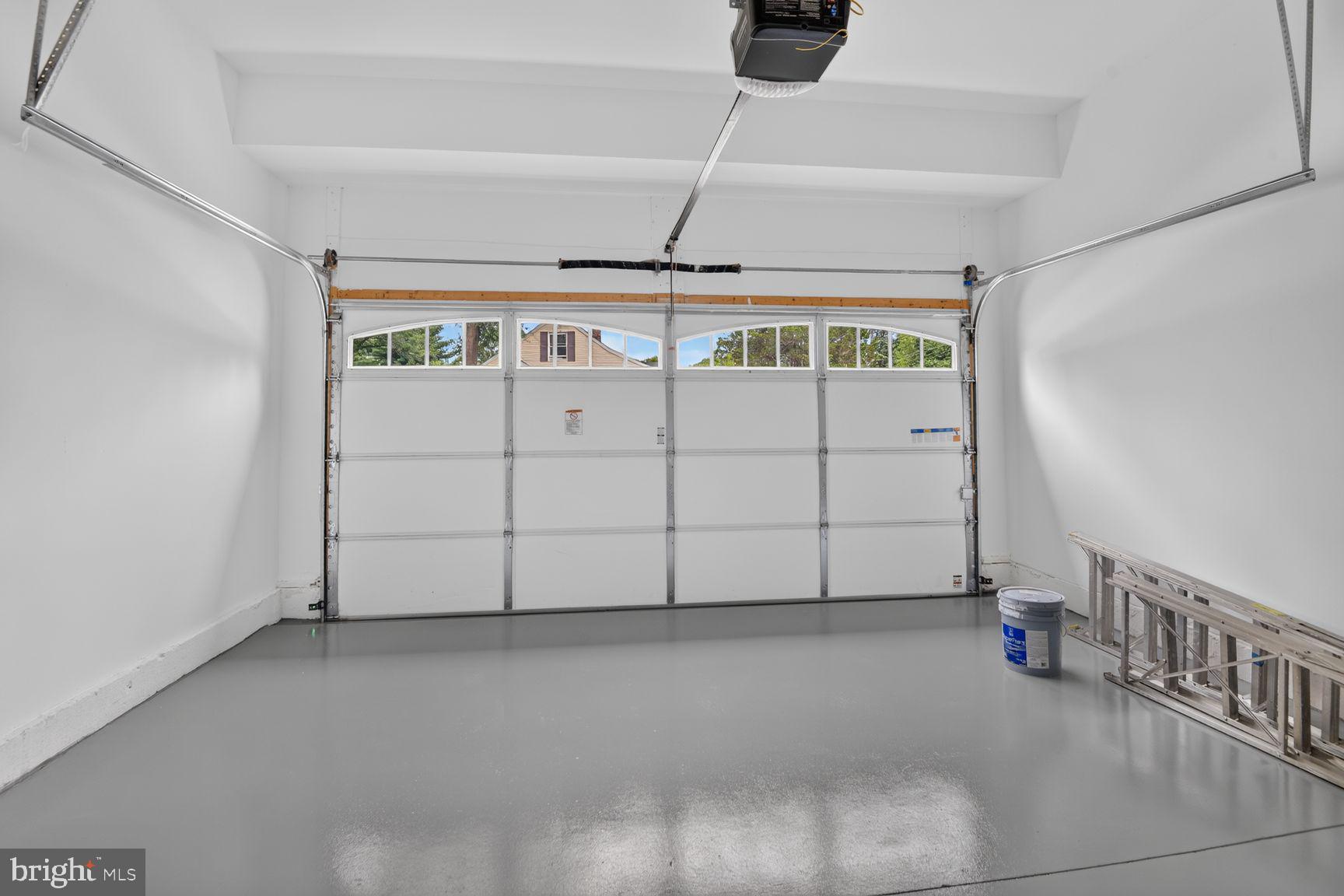 WOODSIDE GLEN - Residential