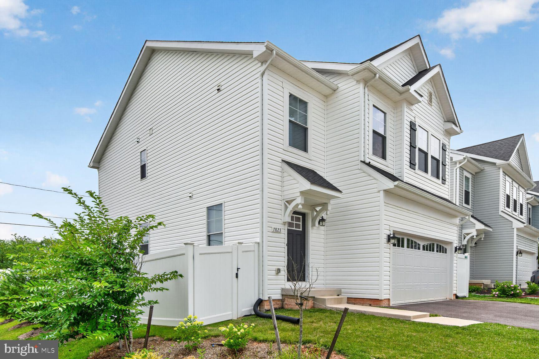 WOODSIDE GLEN - Residential