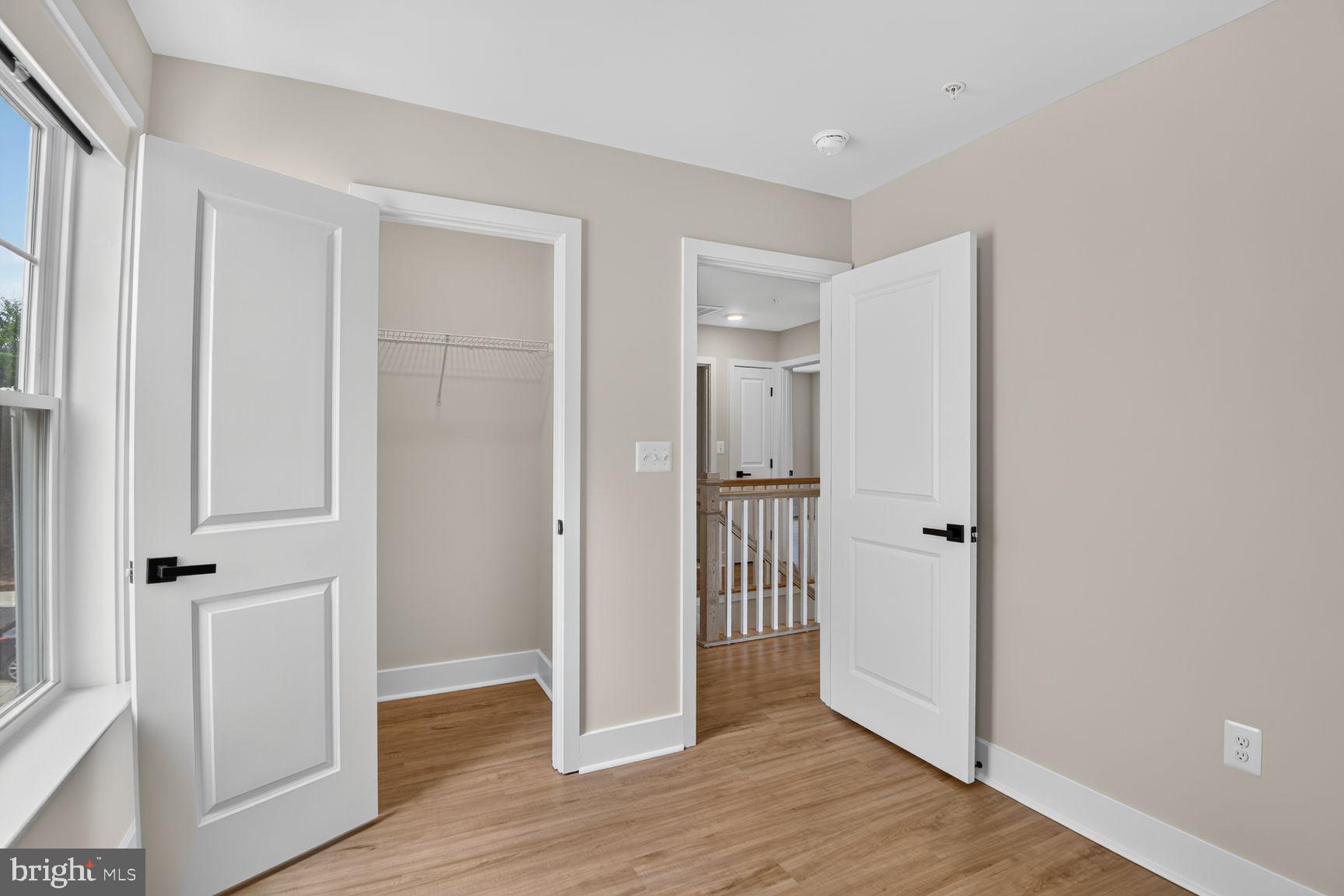WOODSIDE GLEN - Residential
