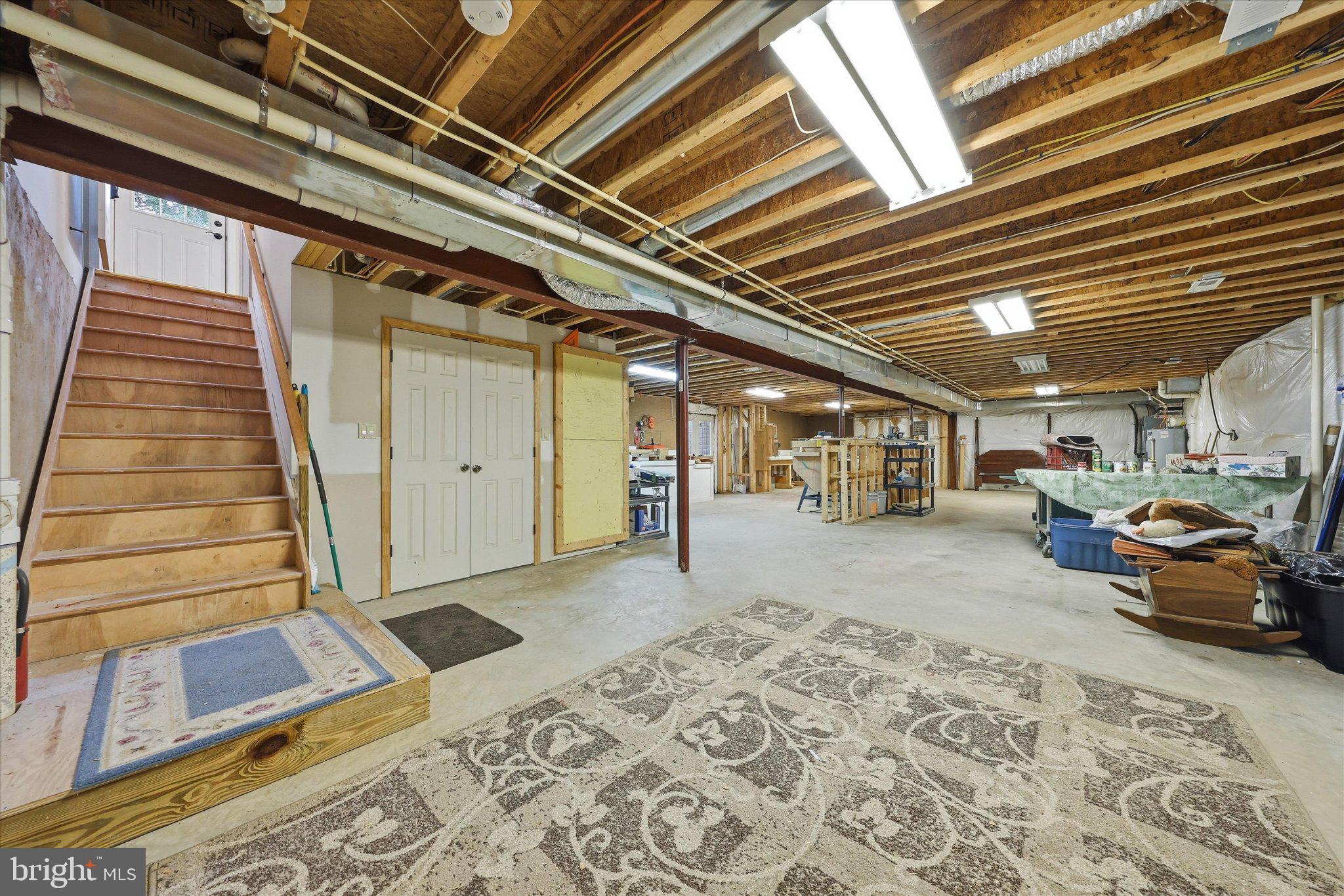 MIDDLETOWN - Residential