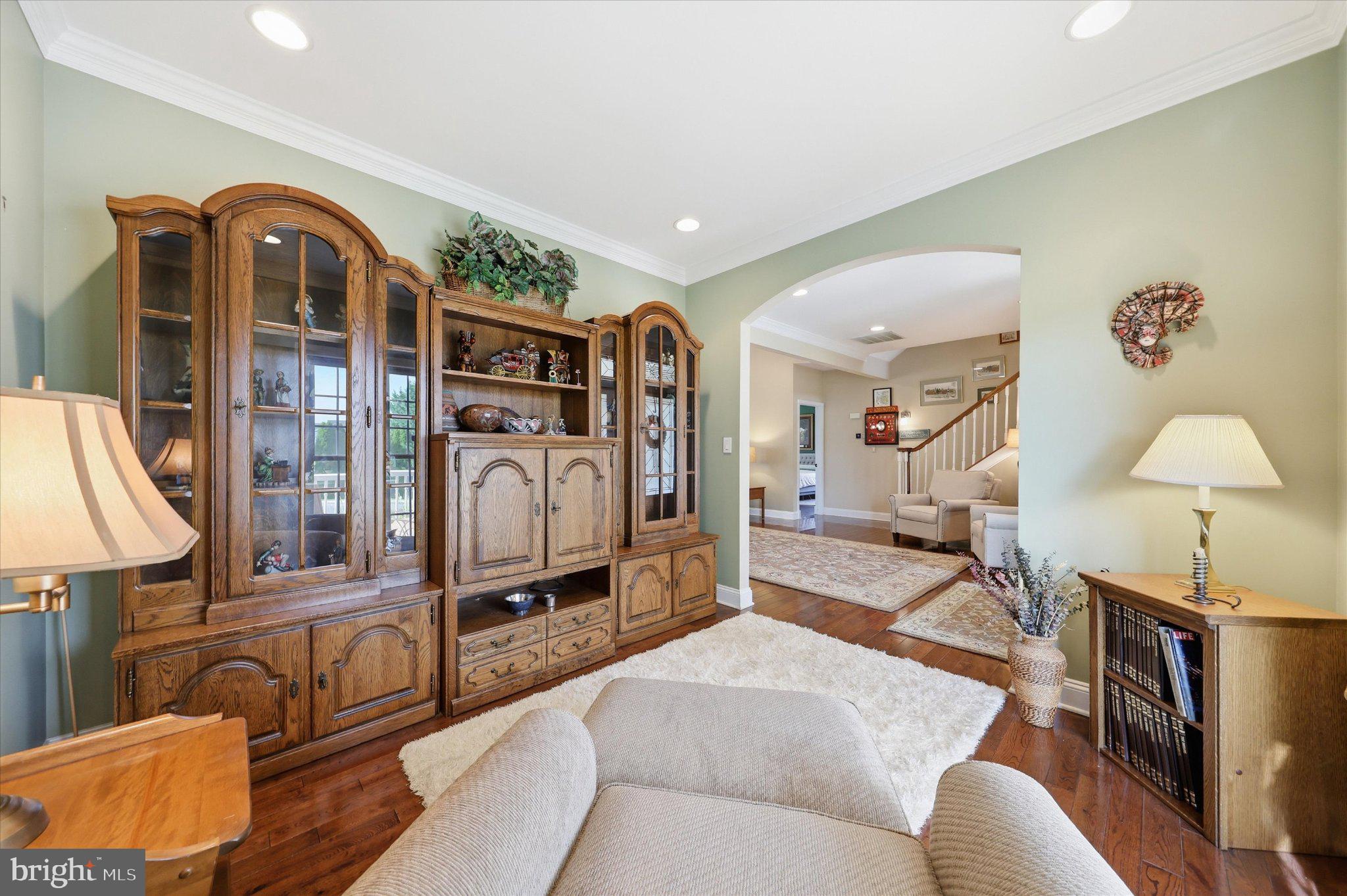 MIDDLETOWN - Residential
