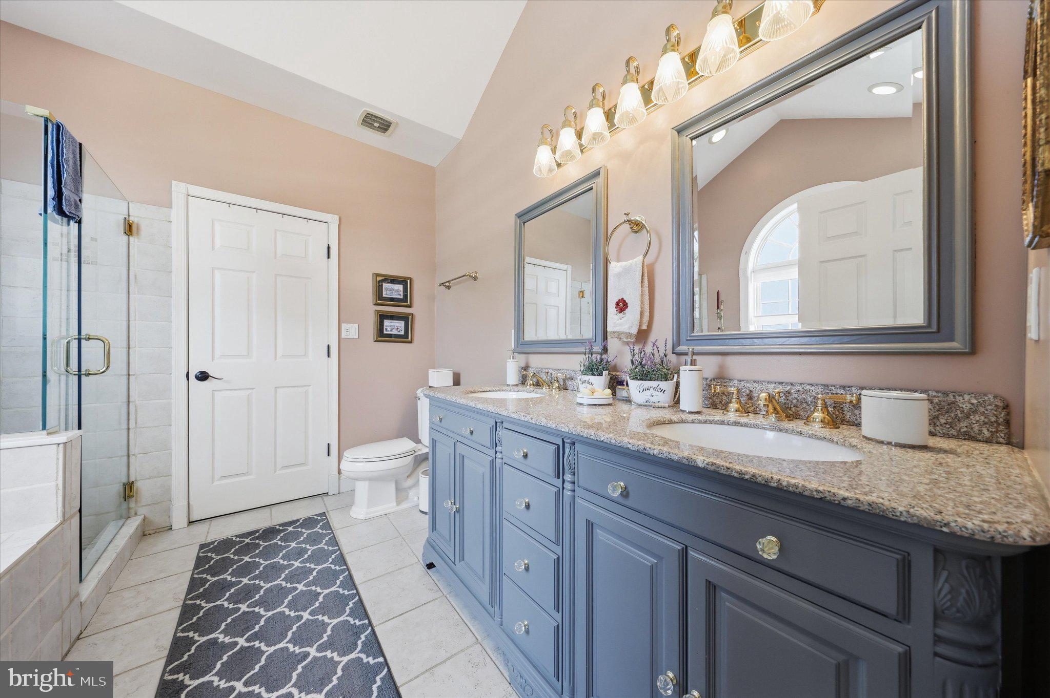 MIDDLETOWN - Residential