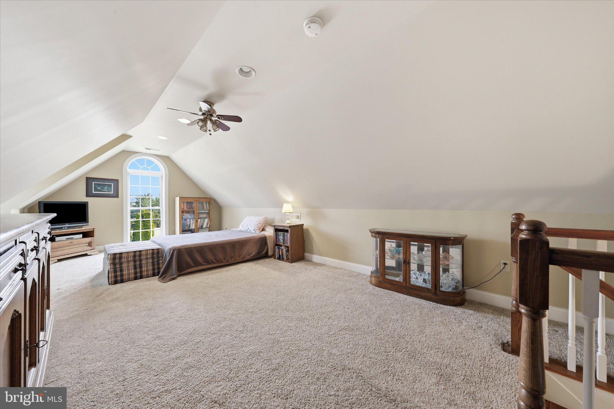 MIDDLETOWN - Residential