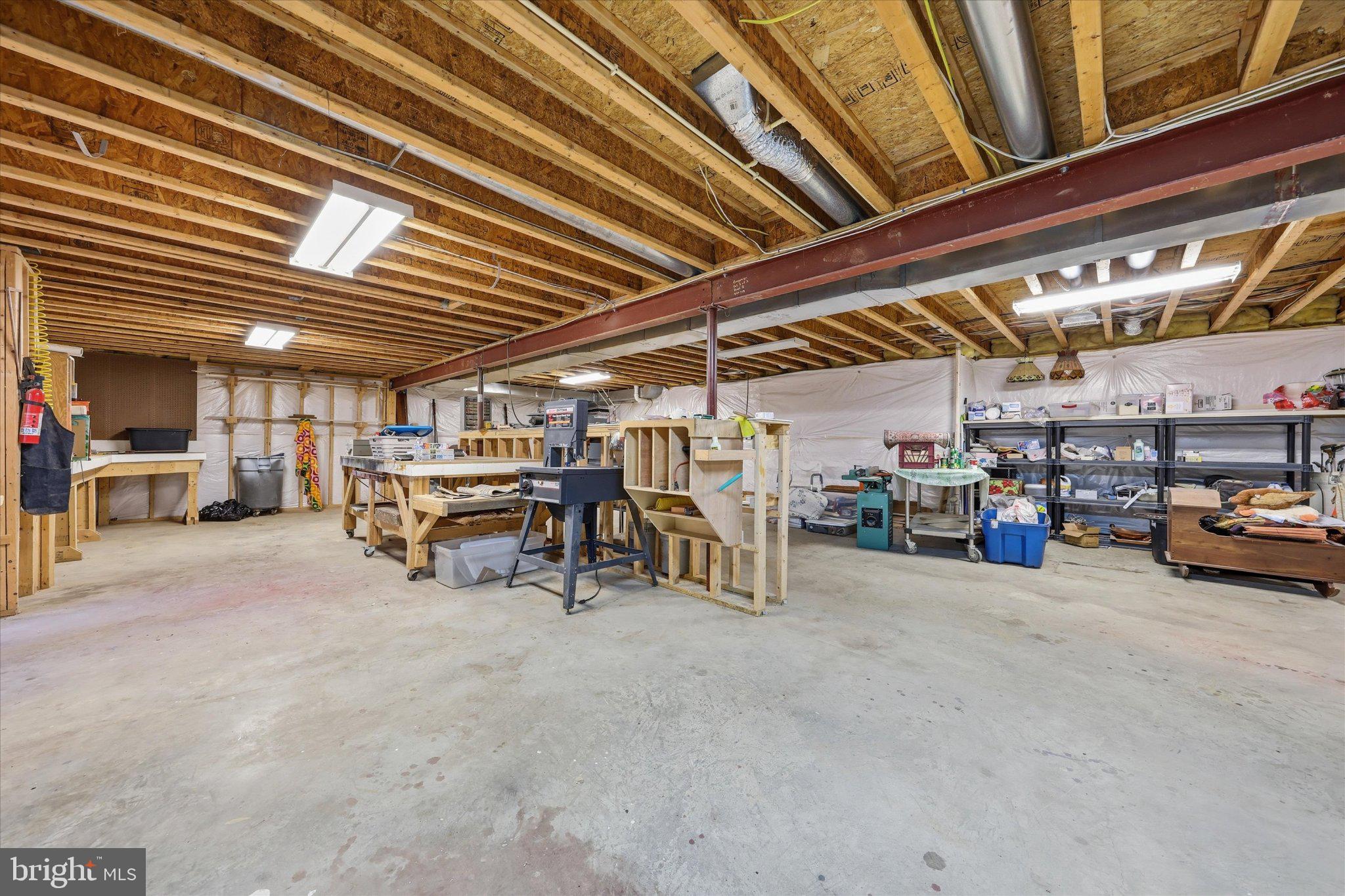 MIDDLETOWN - Residential