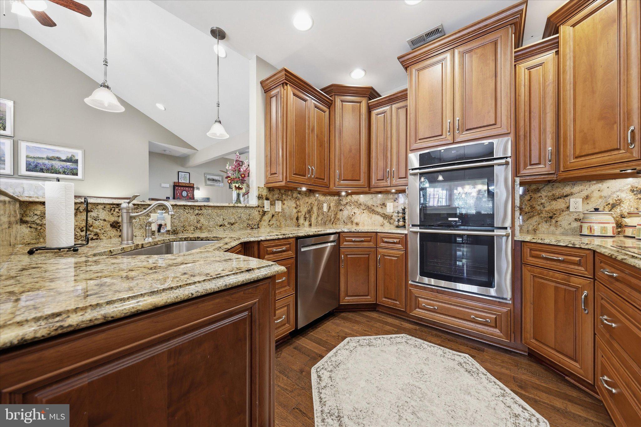 MIDDLETOWN - Residential