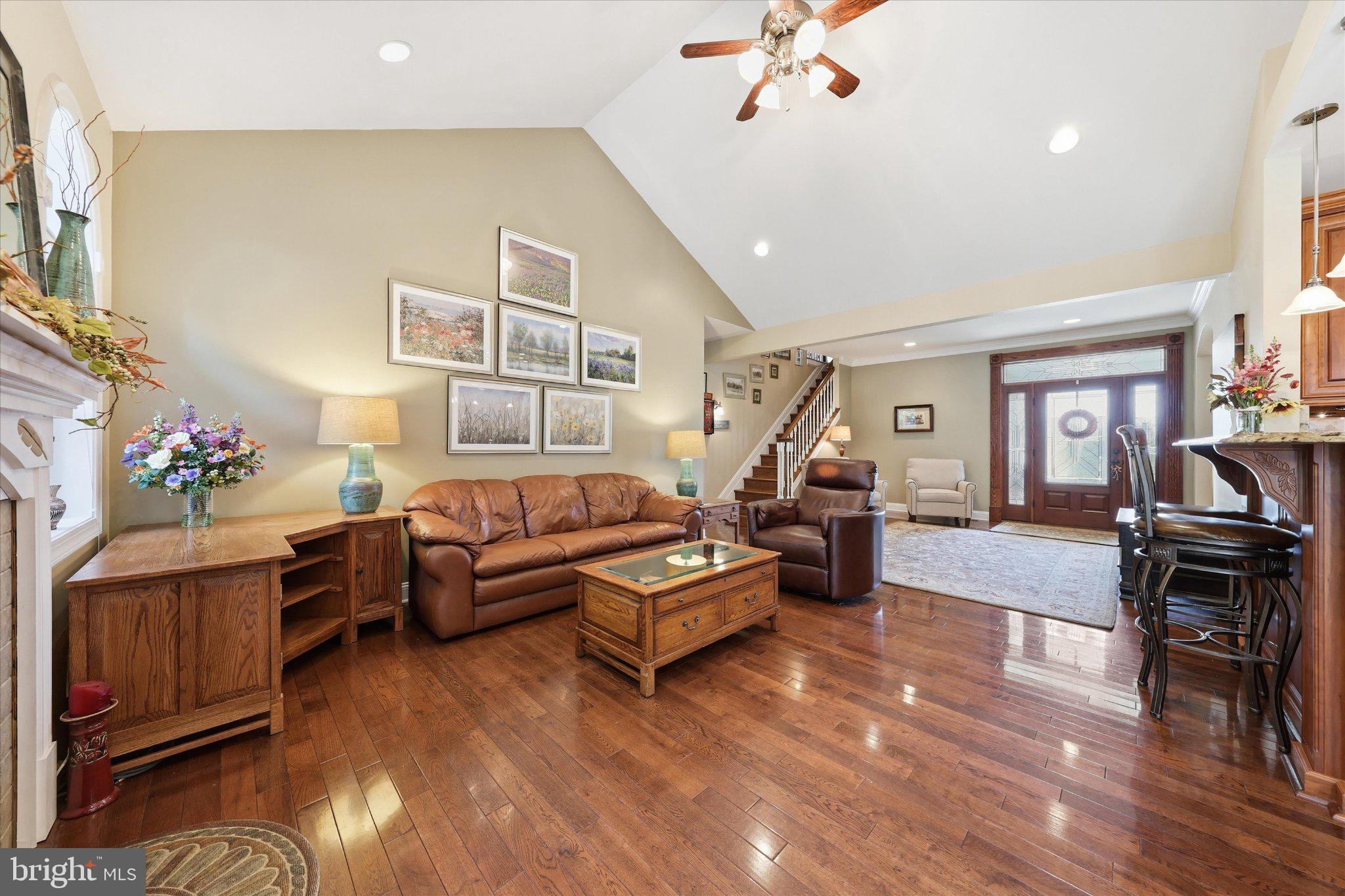 MIDDLETOWN - Residential