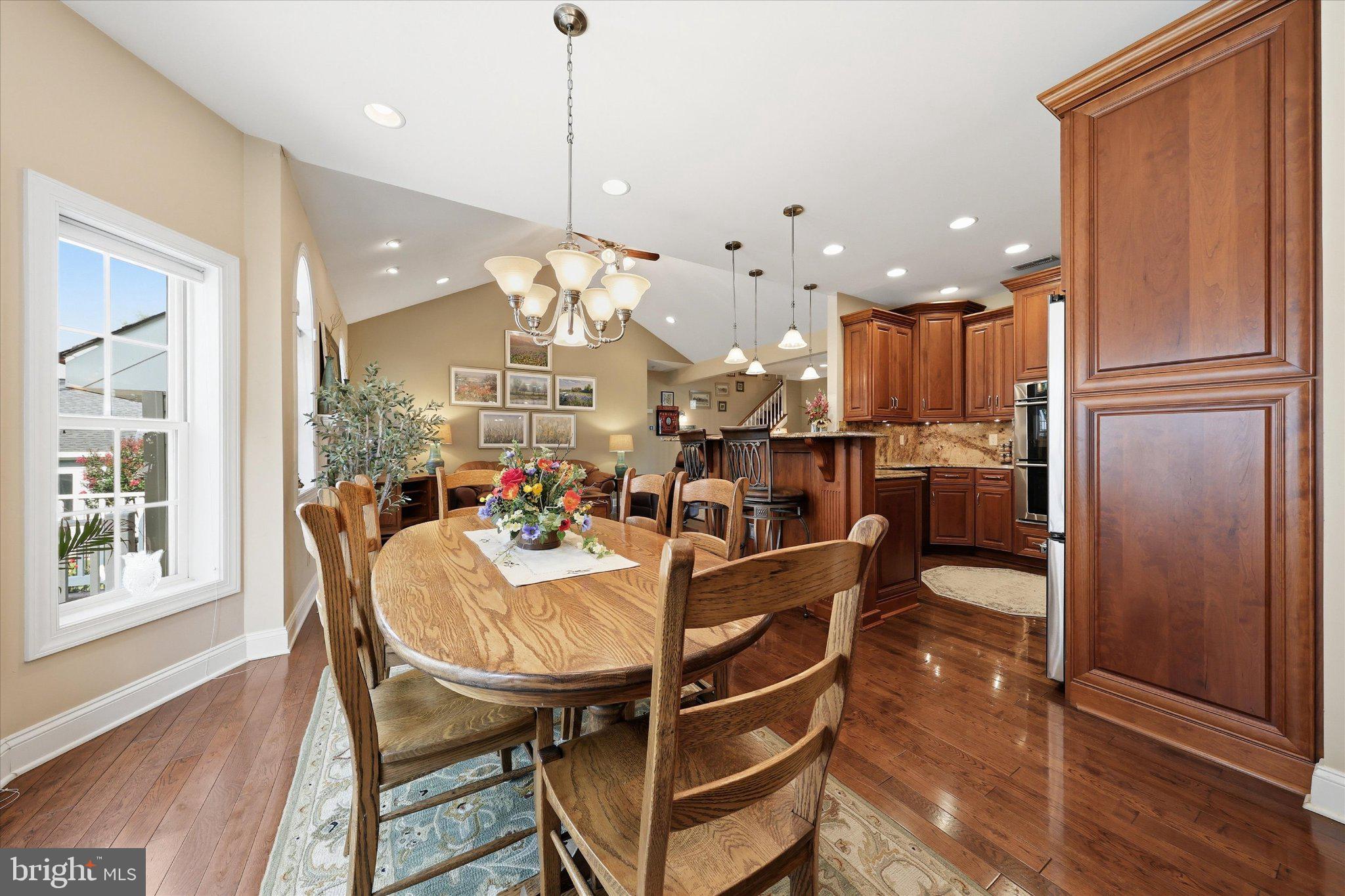 MIDDLETOWN - Residential