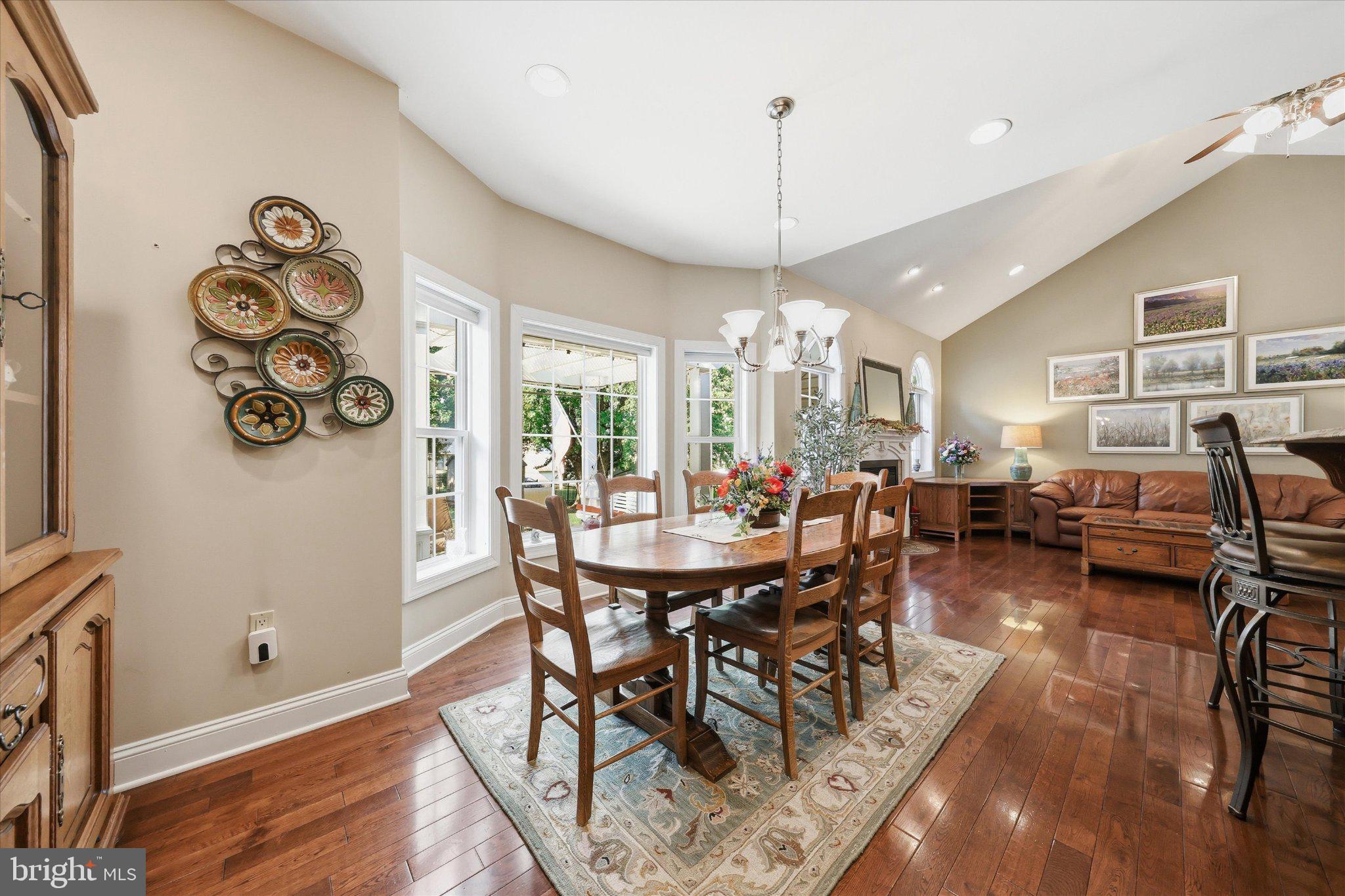 MIDDLETOWN - Residential