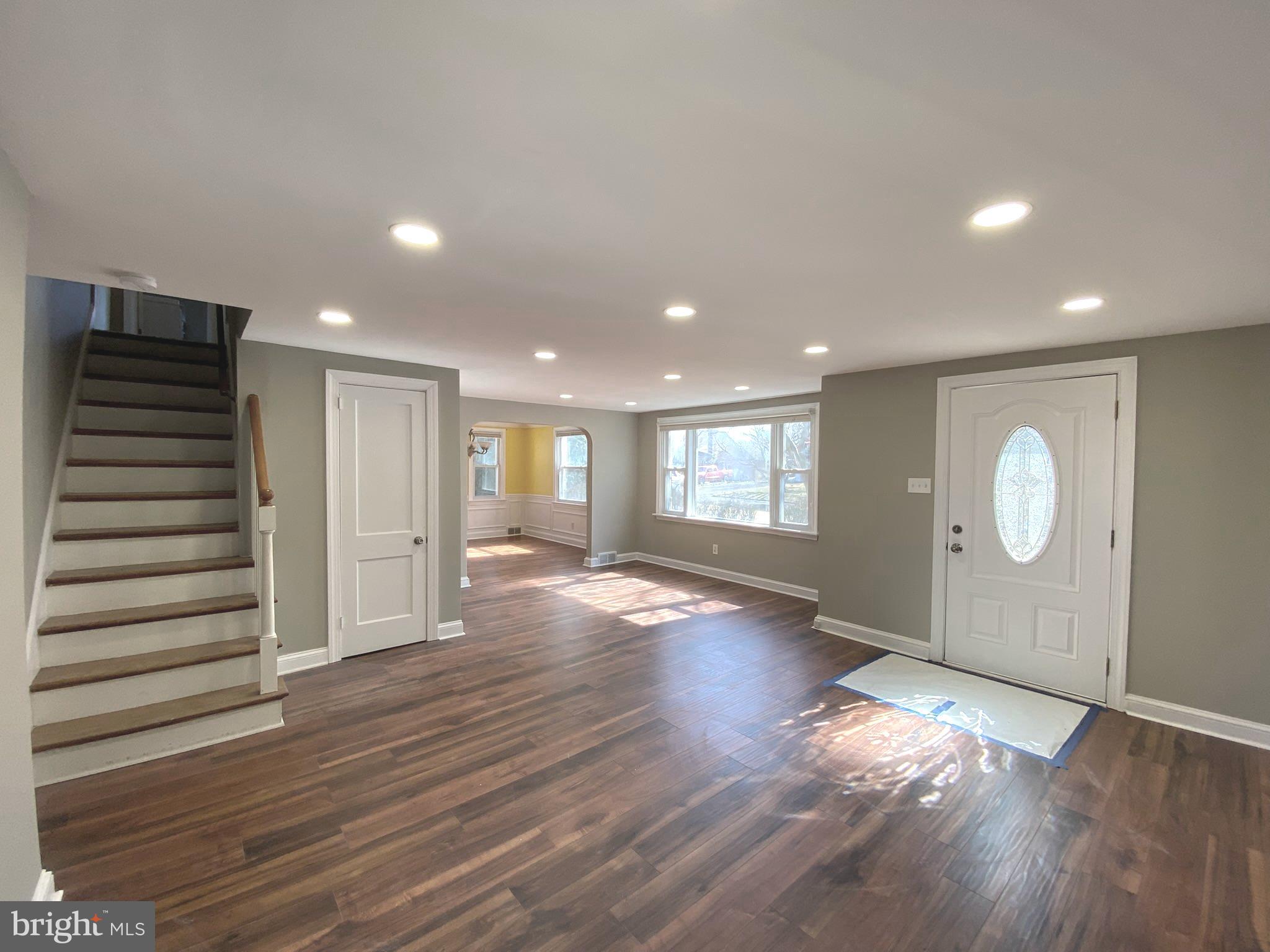 WILLOW WOODS - Residential