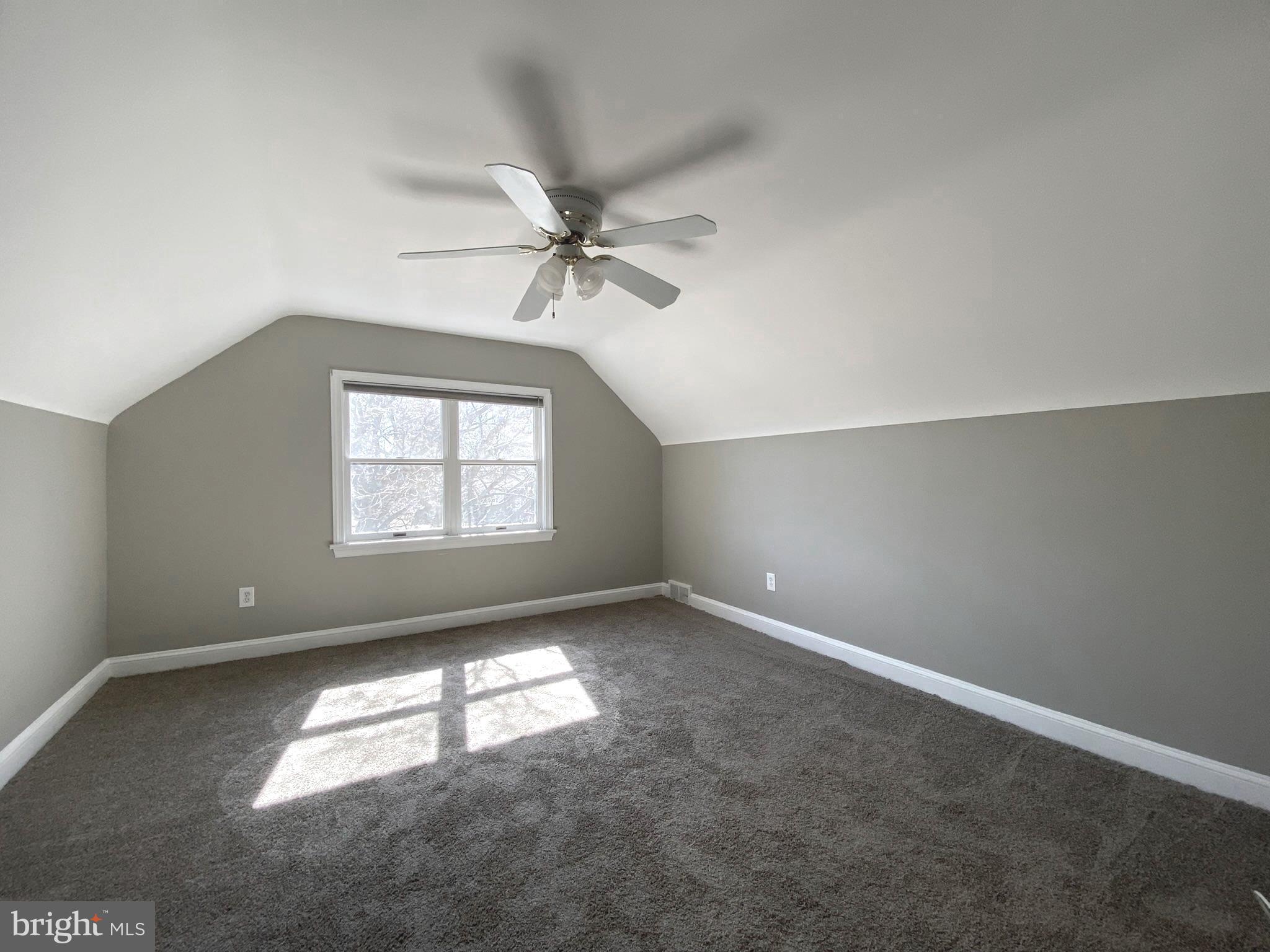 WILLOW WOODS - Residential
