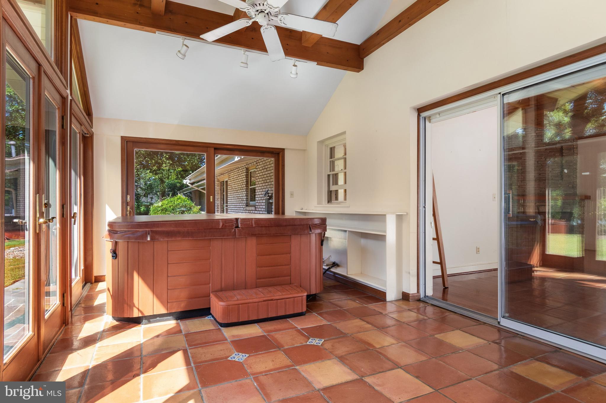 GLEBE VILLA - Residential