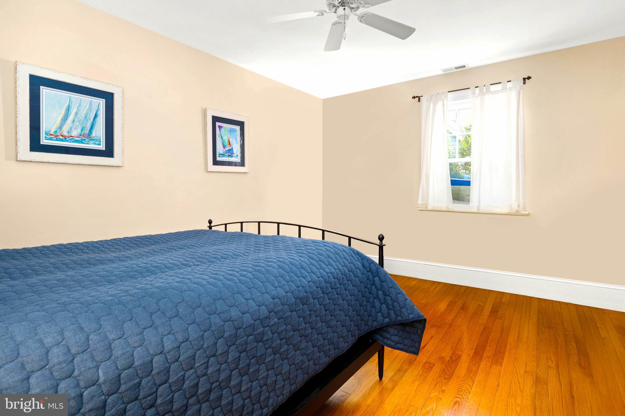 MURRAY HILL - Residential