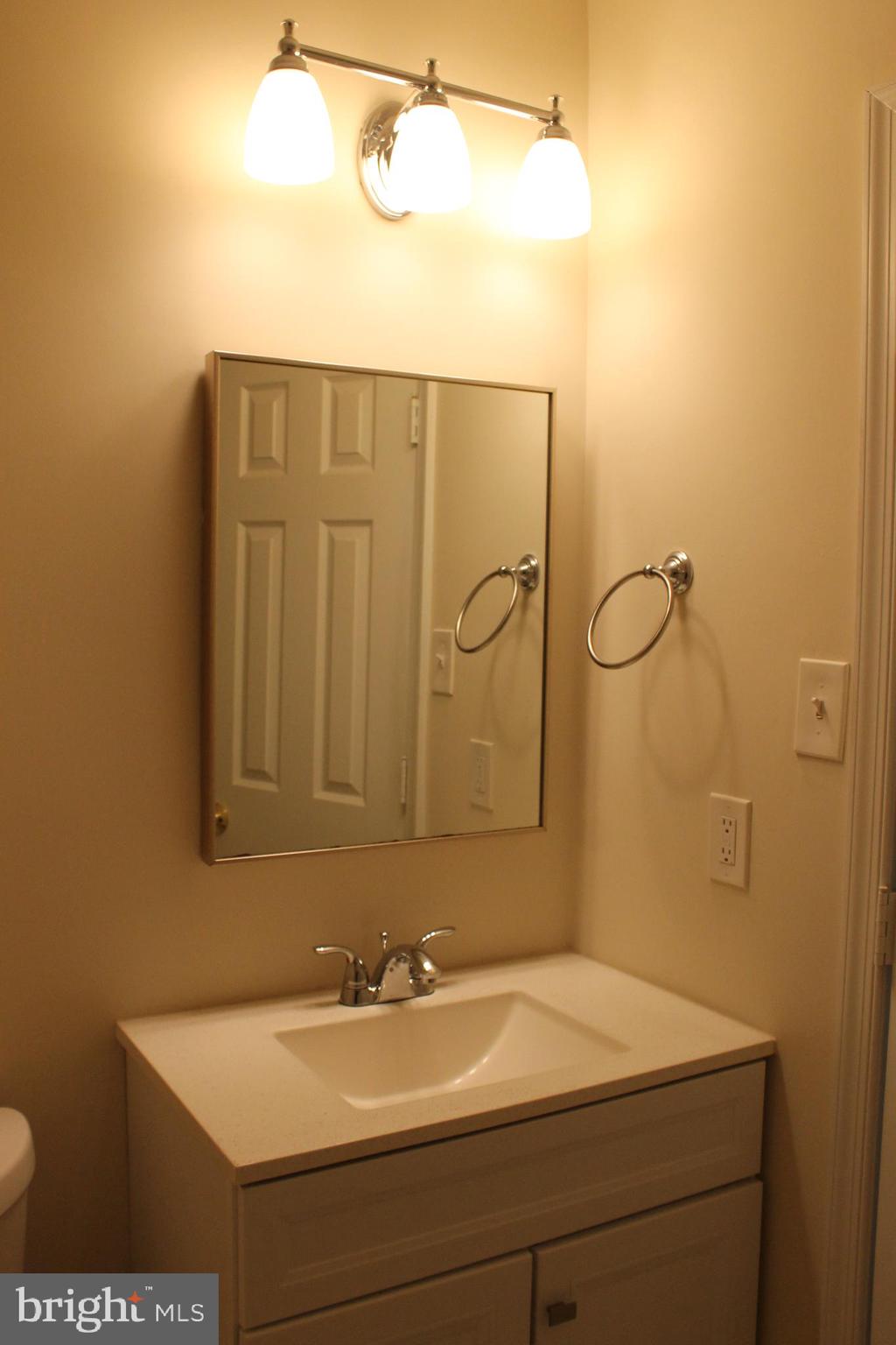 GEORGETOWN WOODS - Residential Lease
