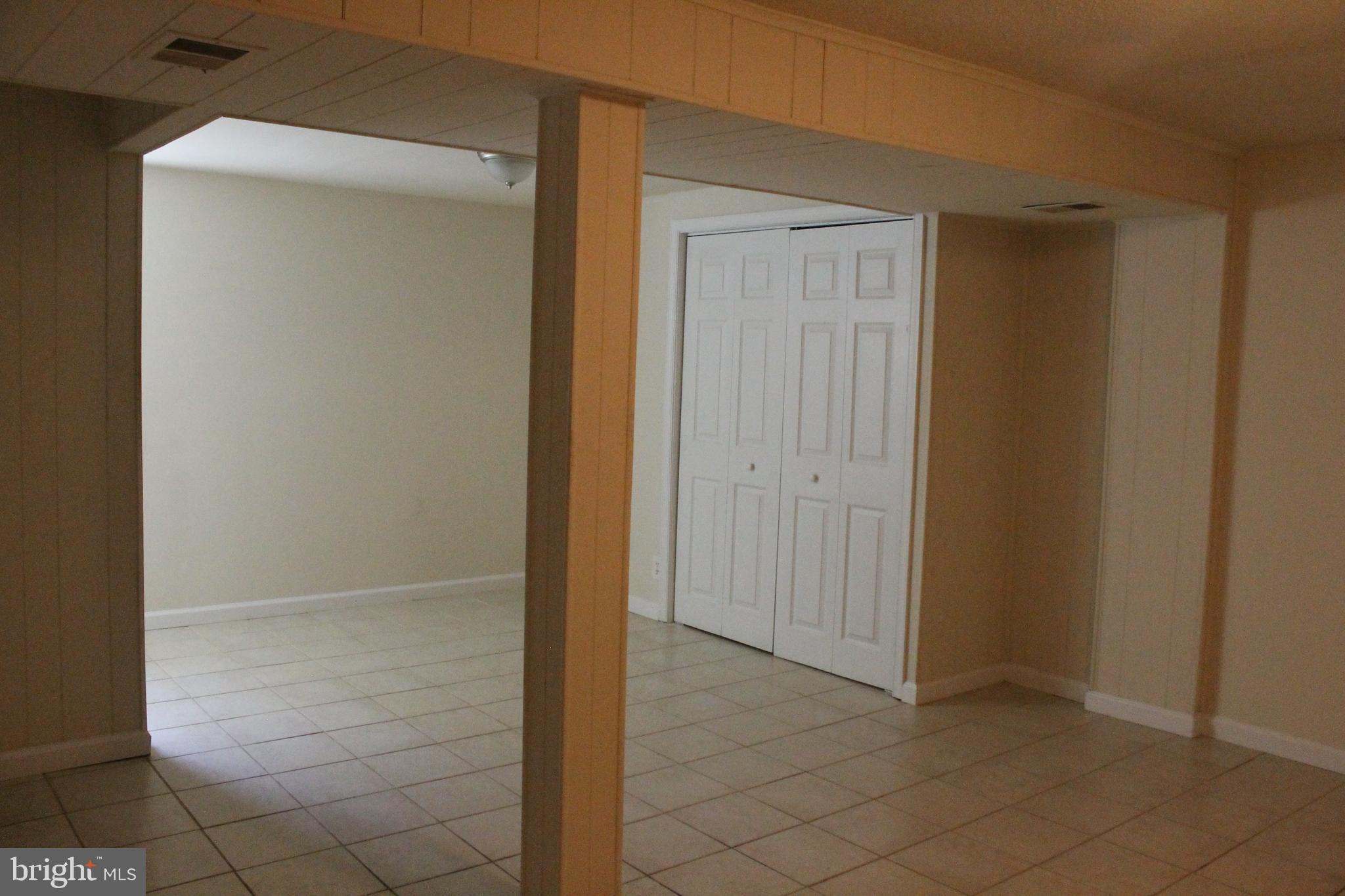 GEORGETOWN WOODS - Residential Lease