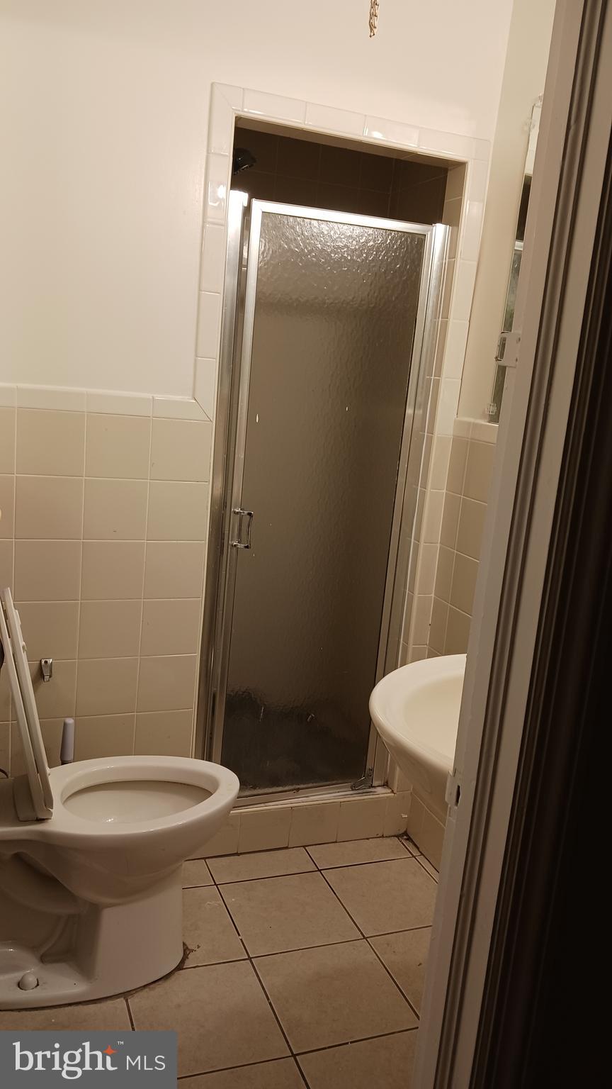 PHILADELPHIA (NORTHEAST) - Residential