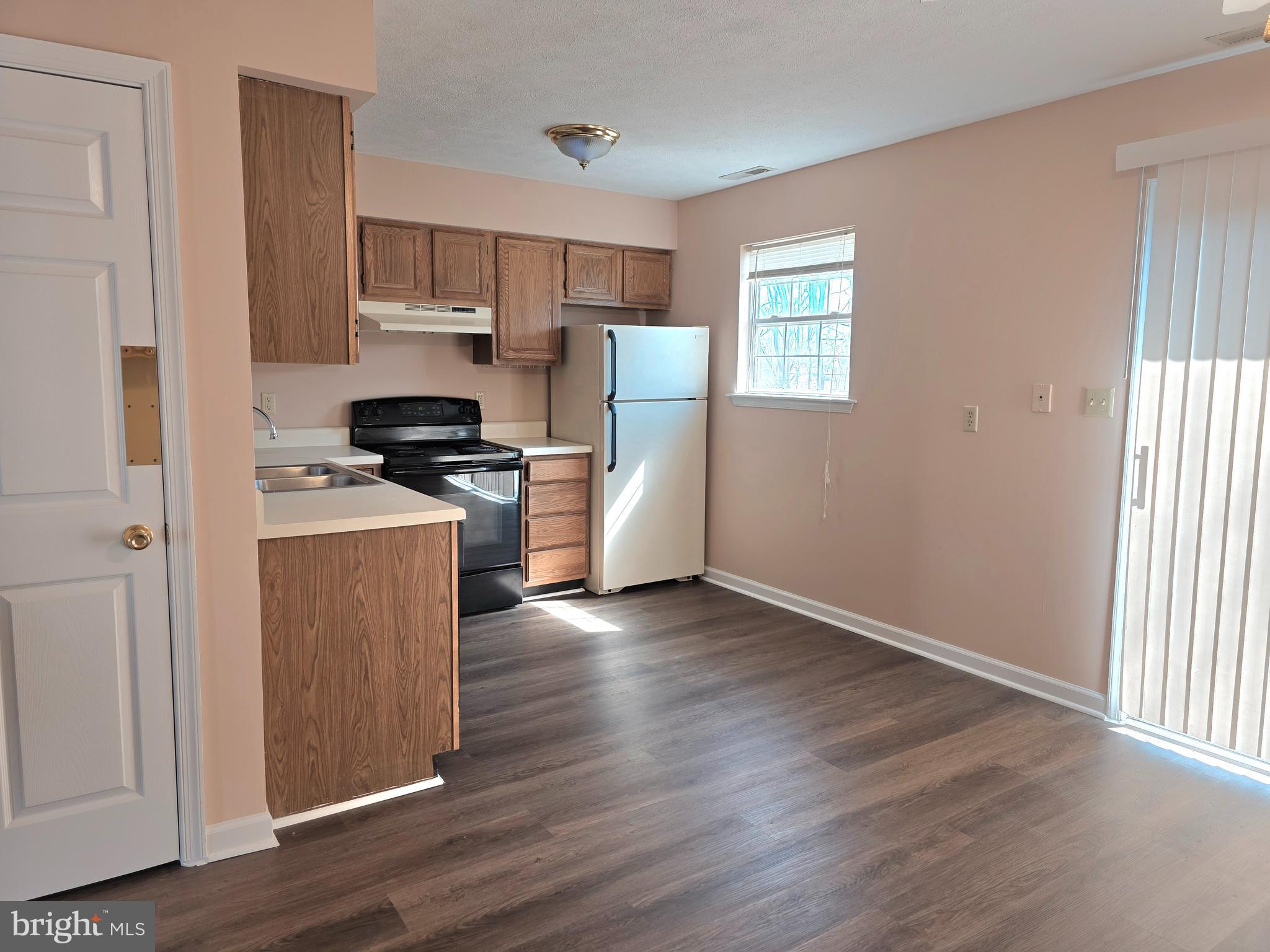 MUSSELMAN SQUARE - Residential