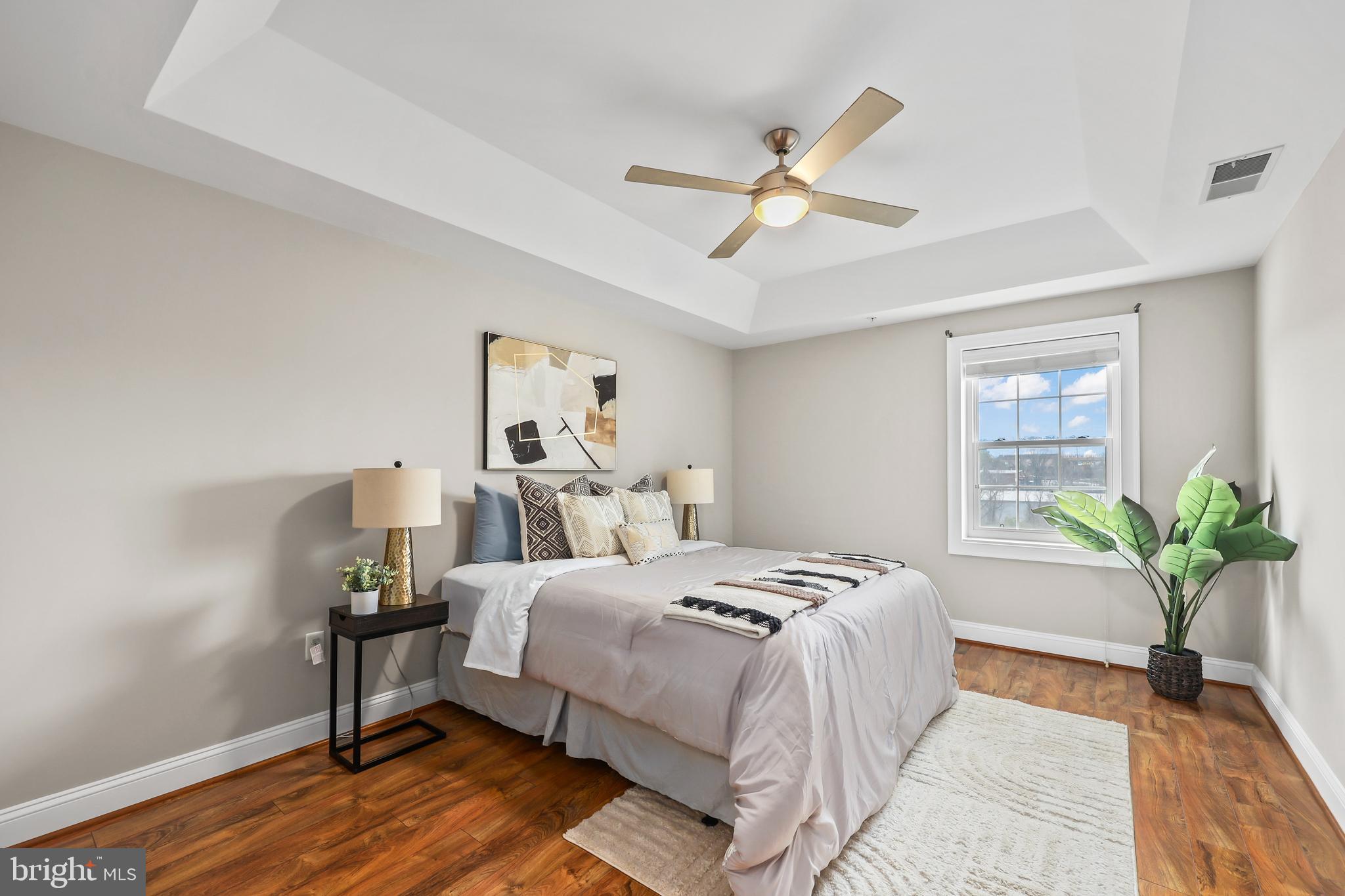 ISABELLA AT MONTICELLO MEWS - Residential