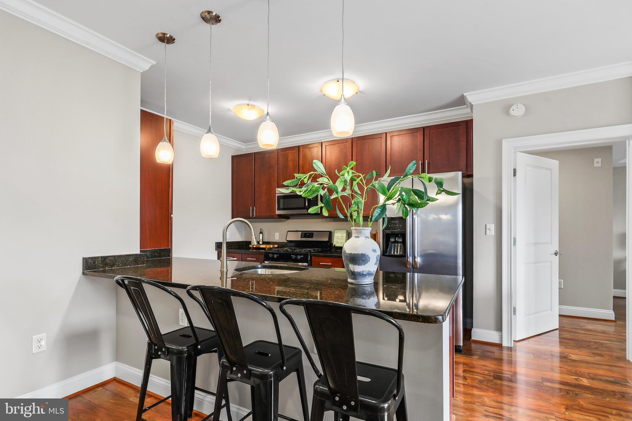ISABELLA AT MONTICELLO MEWS - Residential