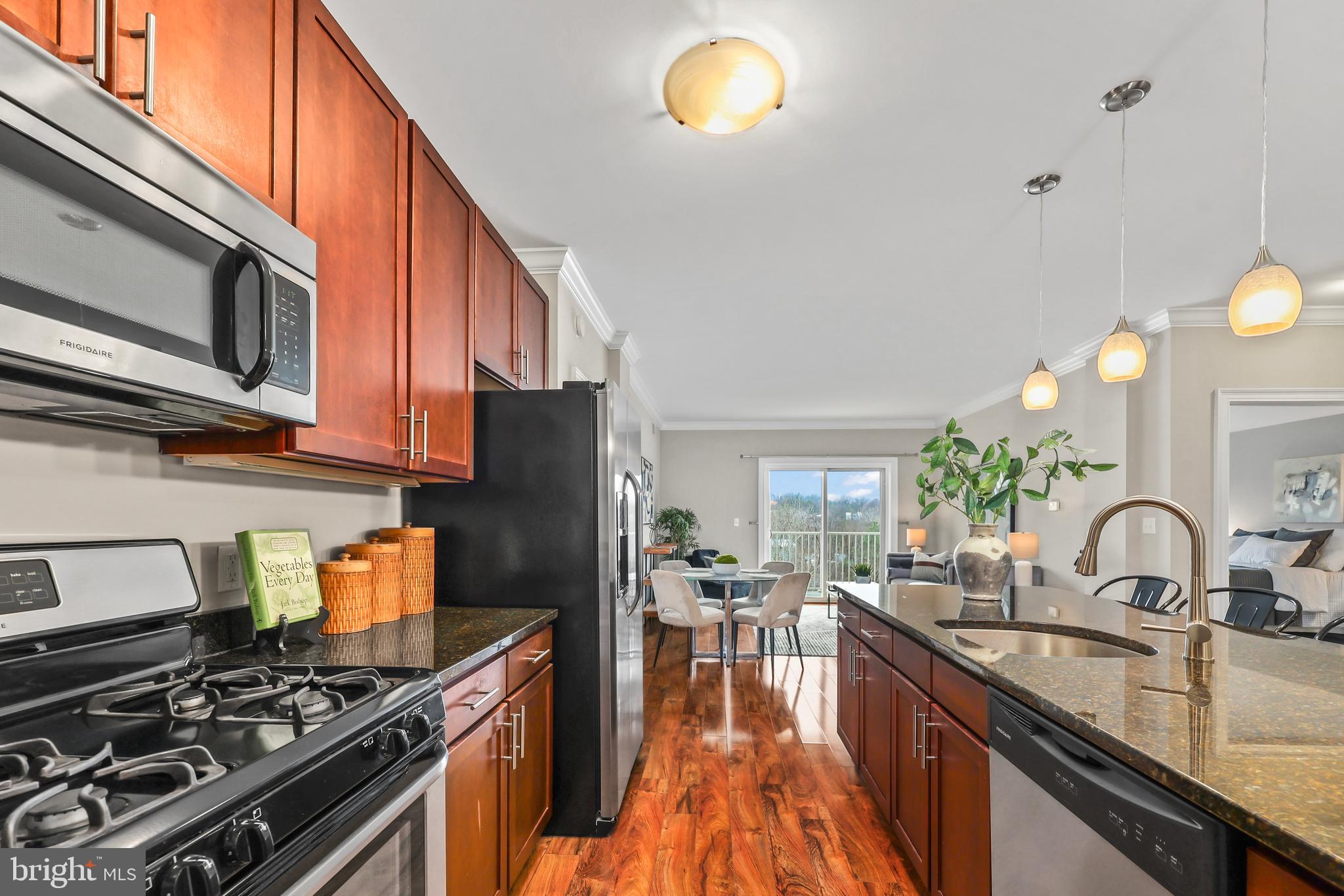 ISABELLA AT MONTICELLO MEWS - Residential