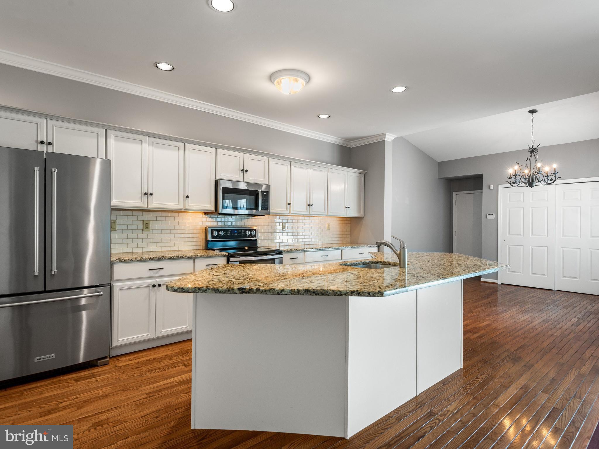 EAGLEVIEW - Residential