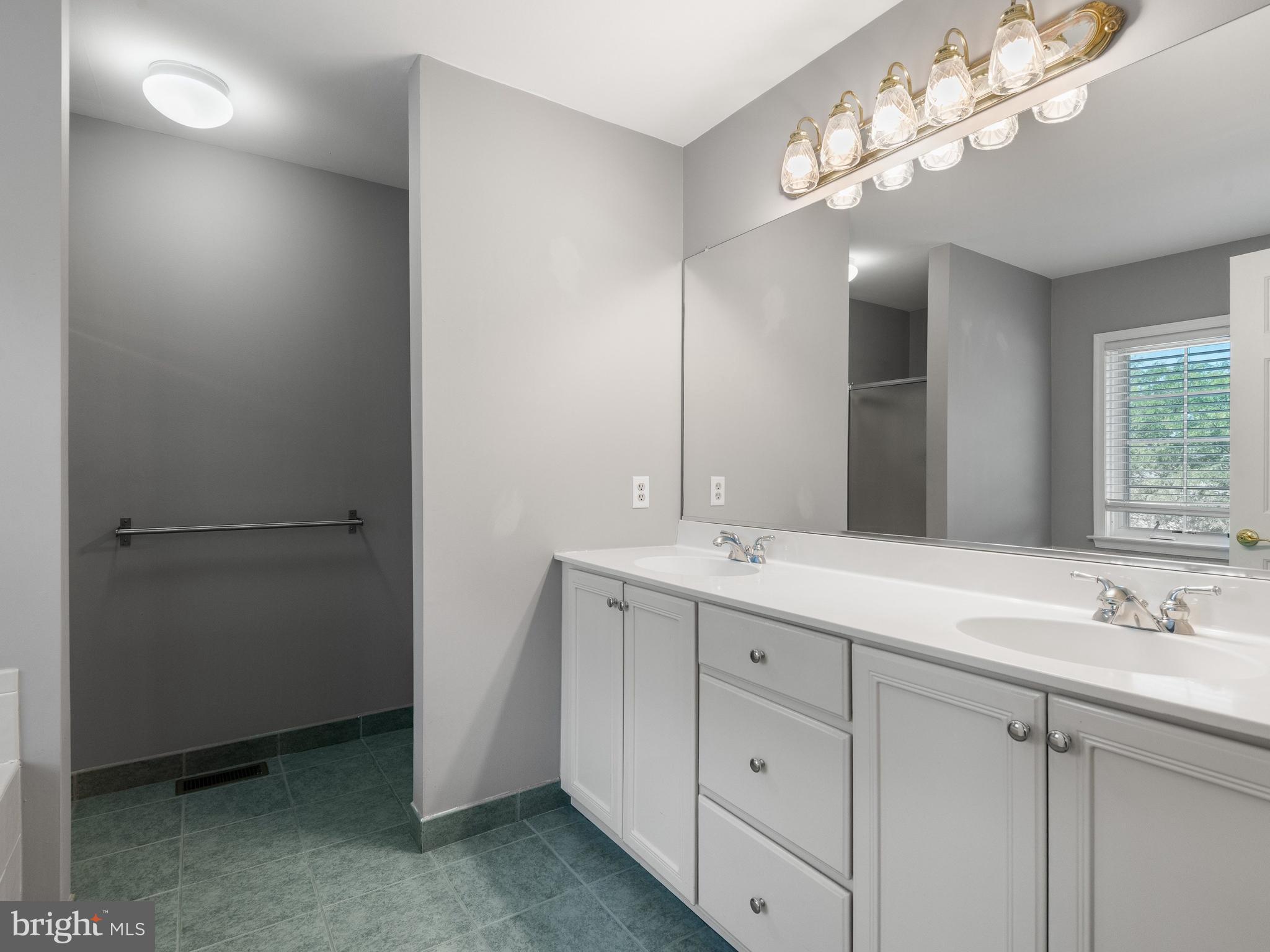 EAGLEVIEW - Residential