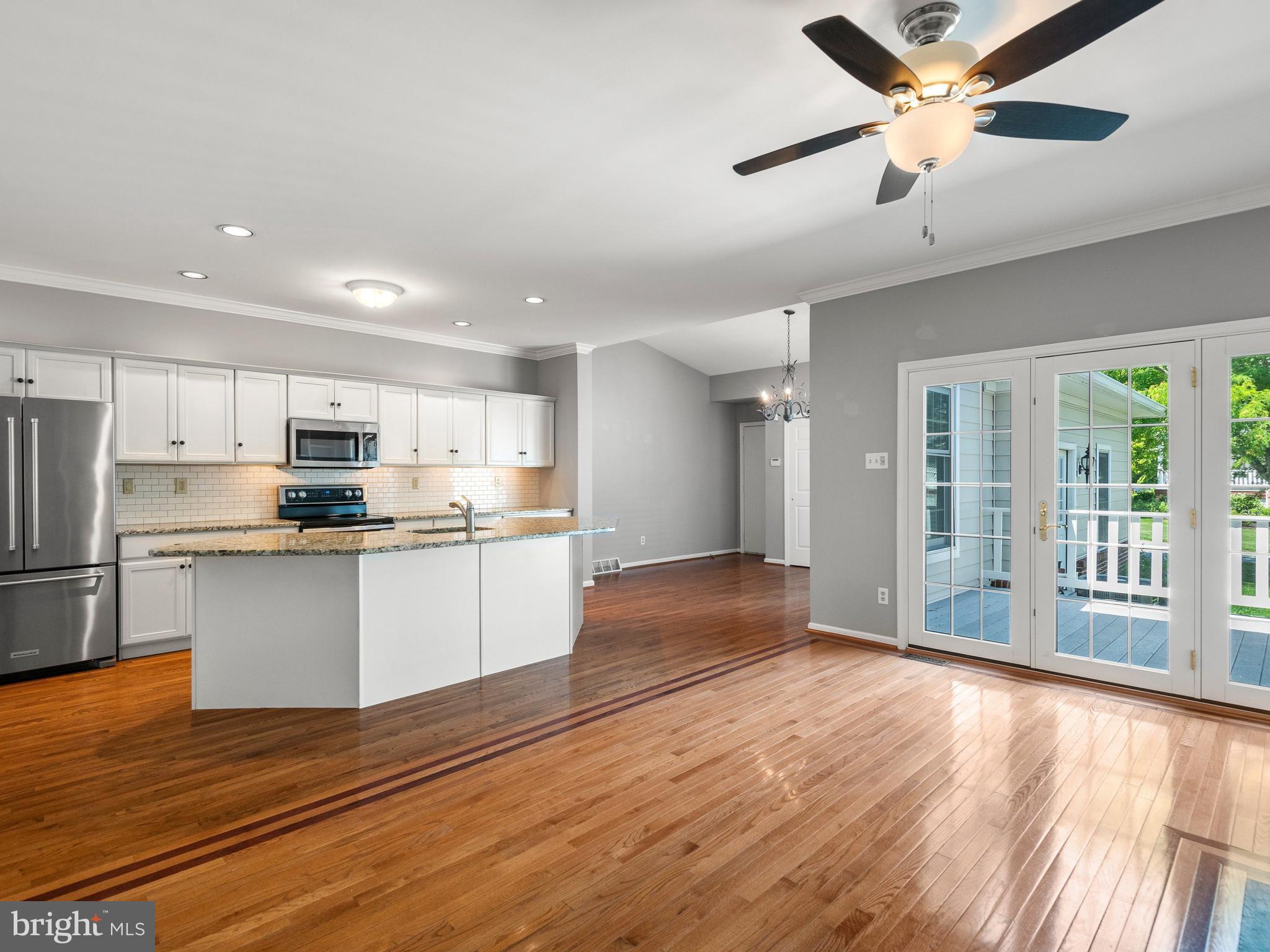 EAGLEVIEW - Residential
