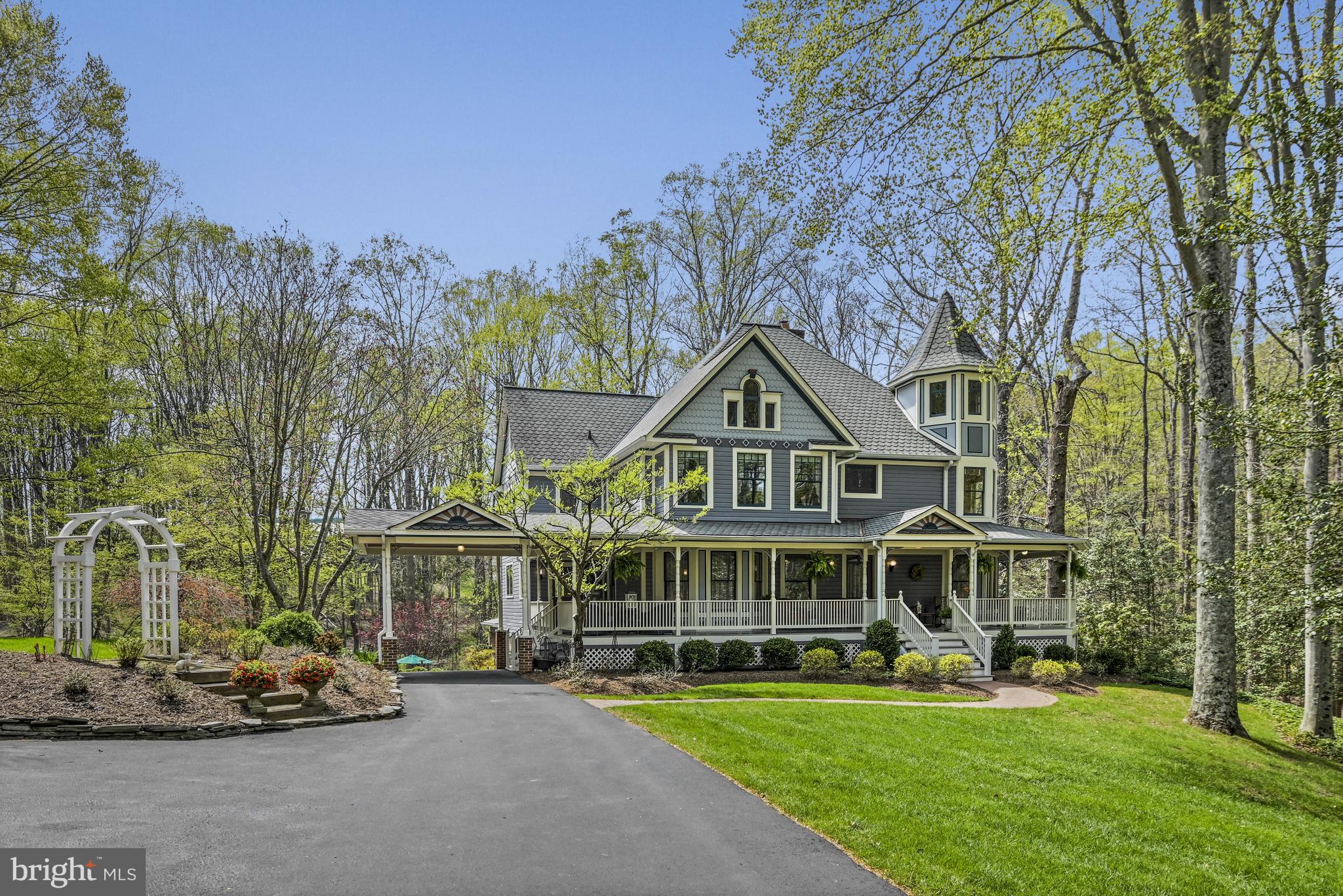 RIVER BEND ESTATES - Residential