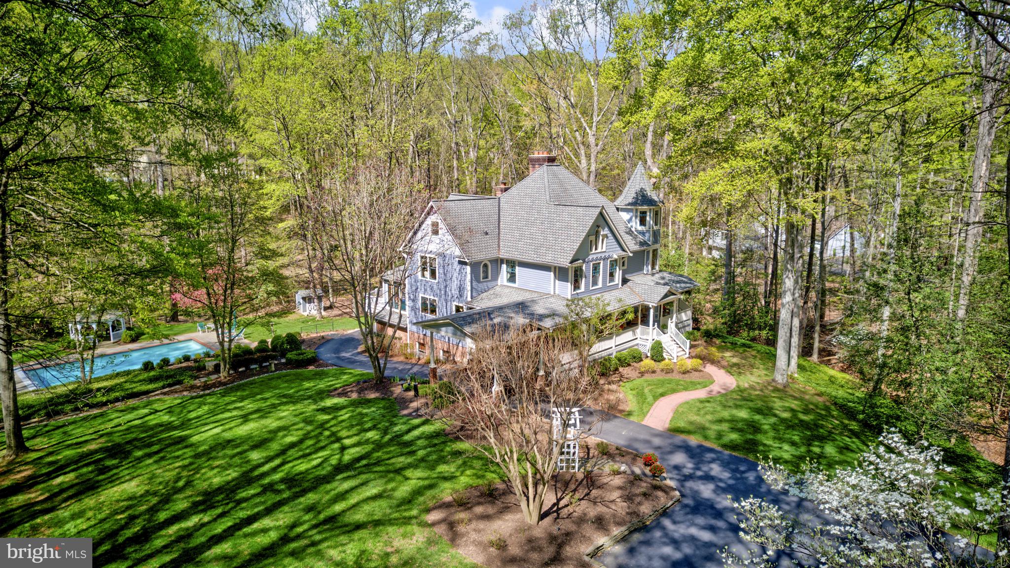 RIVER BEND ESTATES - Residential