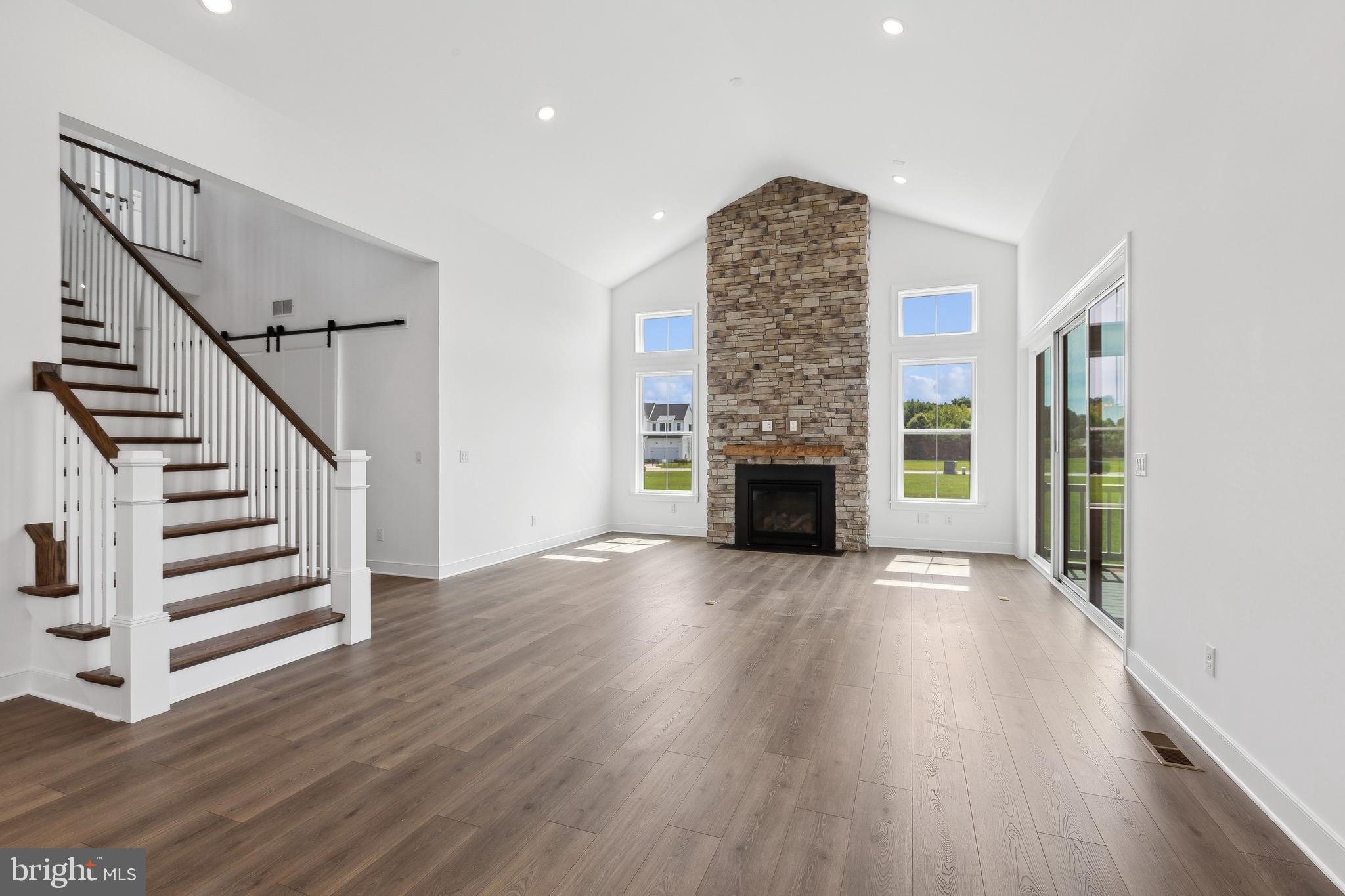 FOUR SEASONS AT KENT ISLAND - Residential