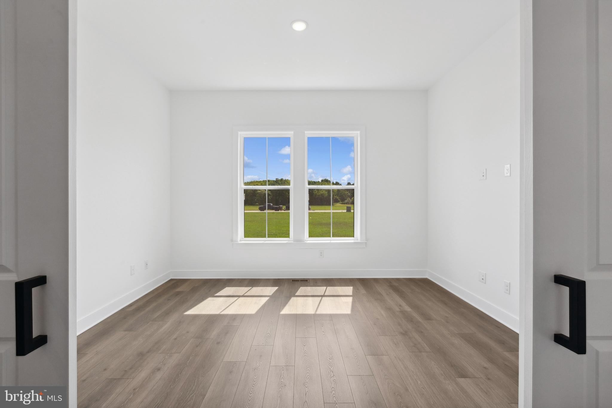 FOUR SEASONS AT KENT ISLAND - Residential