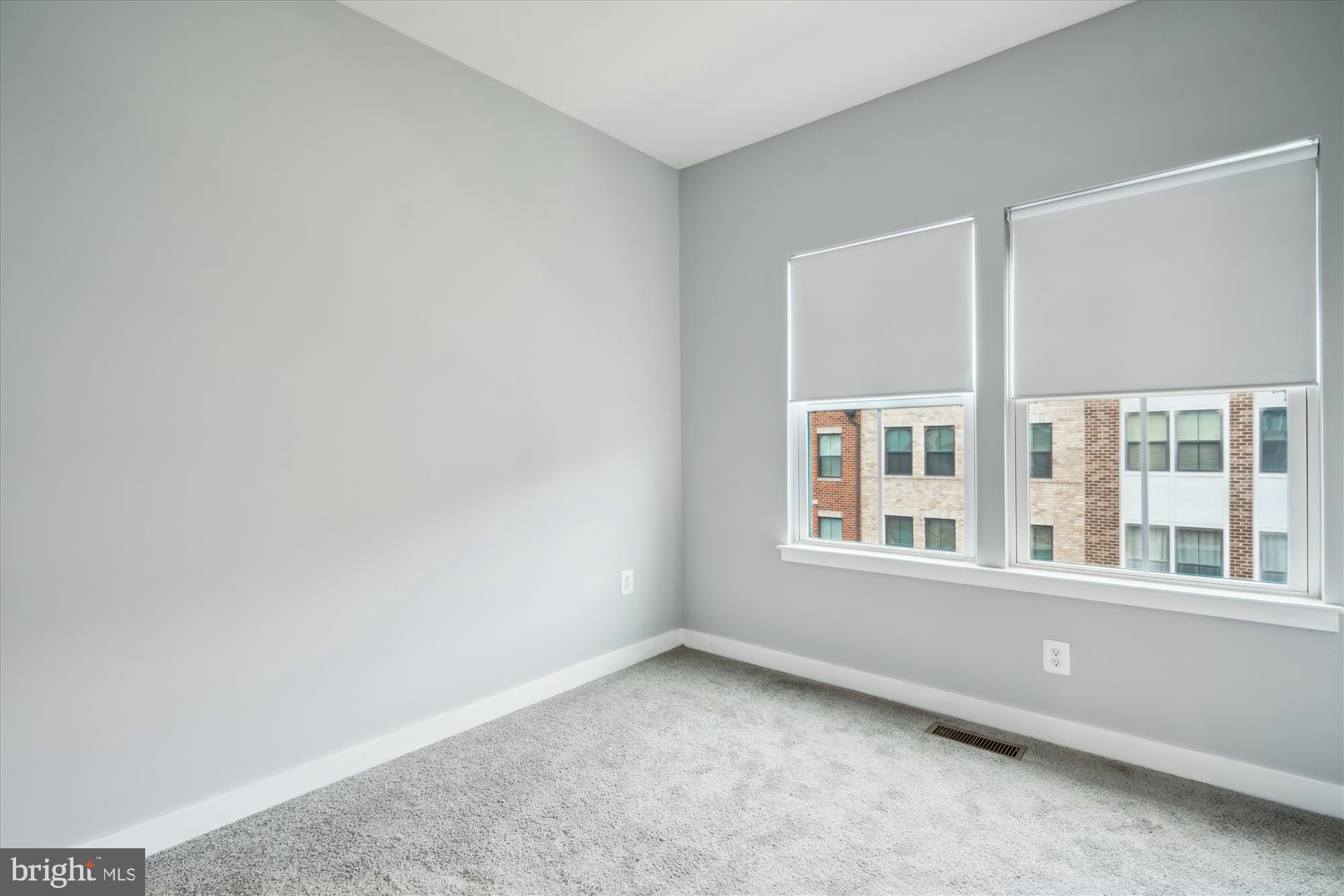 SUITLAND PARK - Residential
