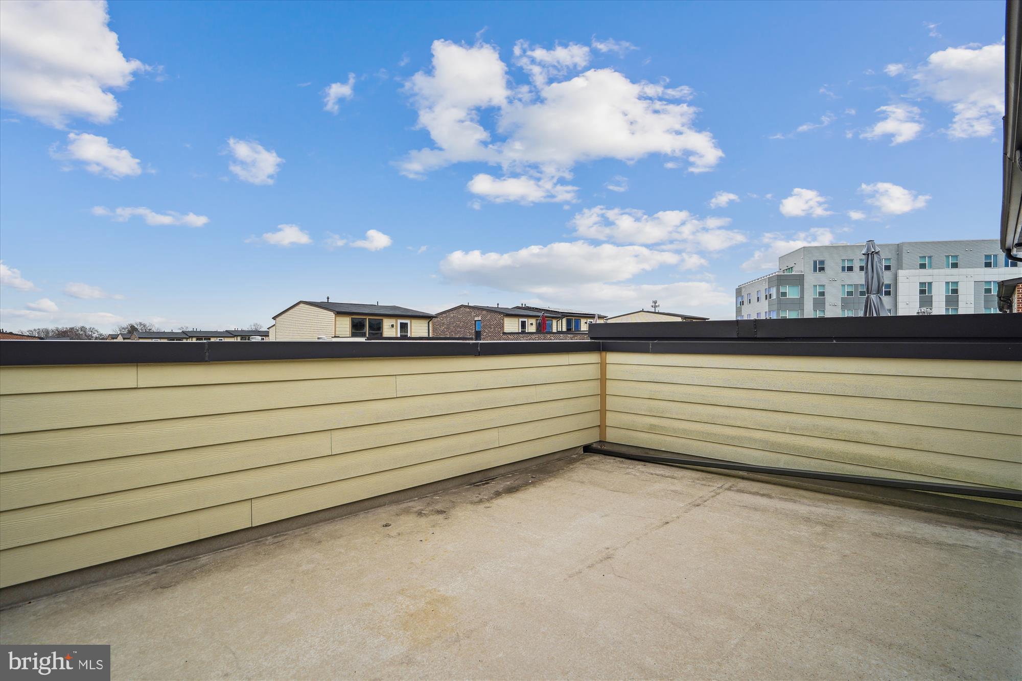 SUITLAND PARK - Residential