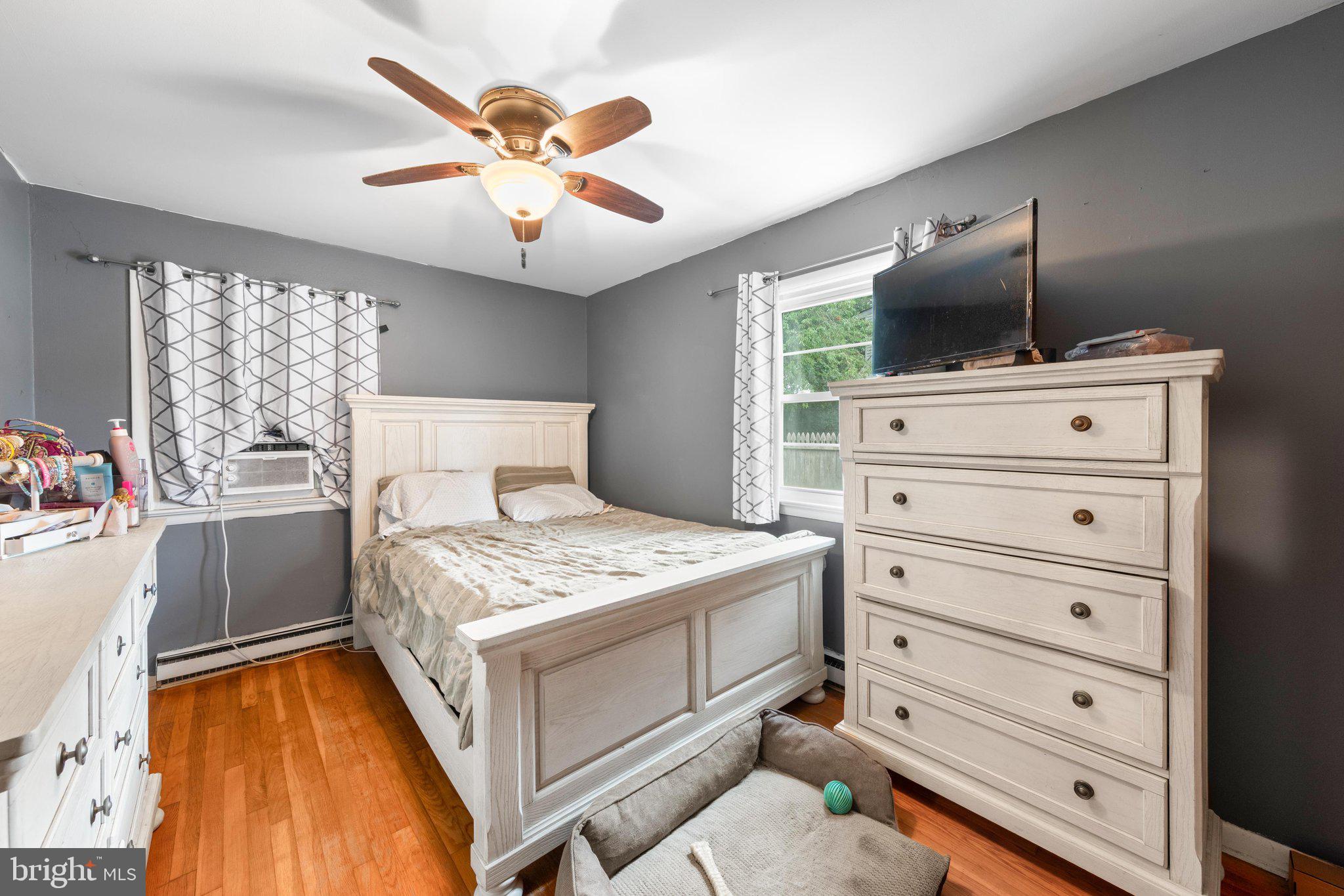LINCOLN VILLAGE - Residential