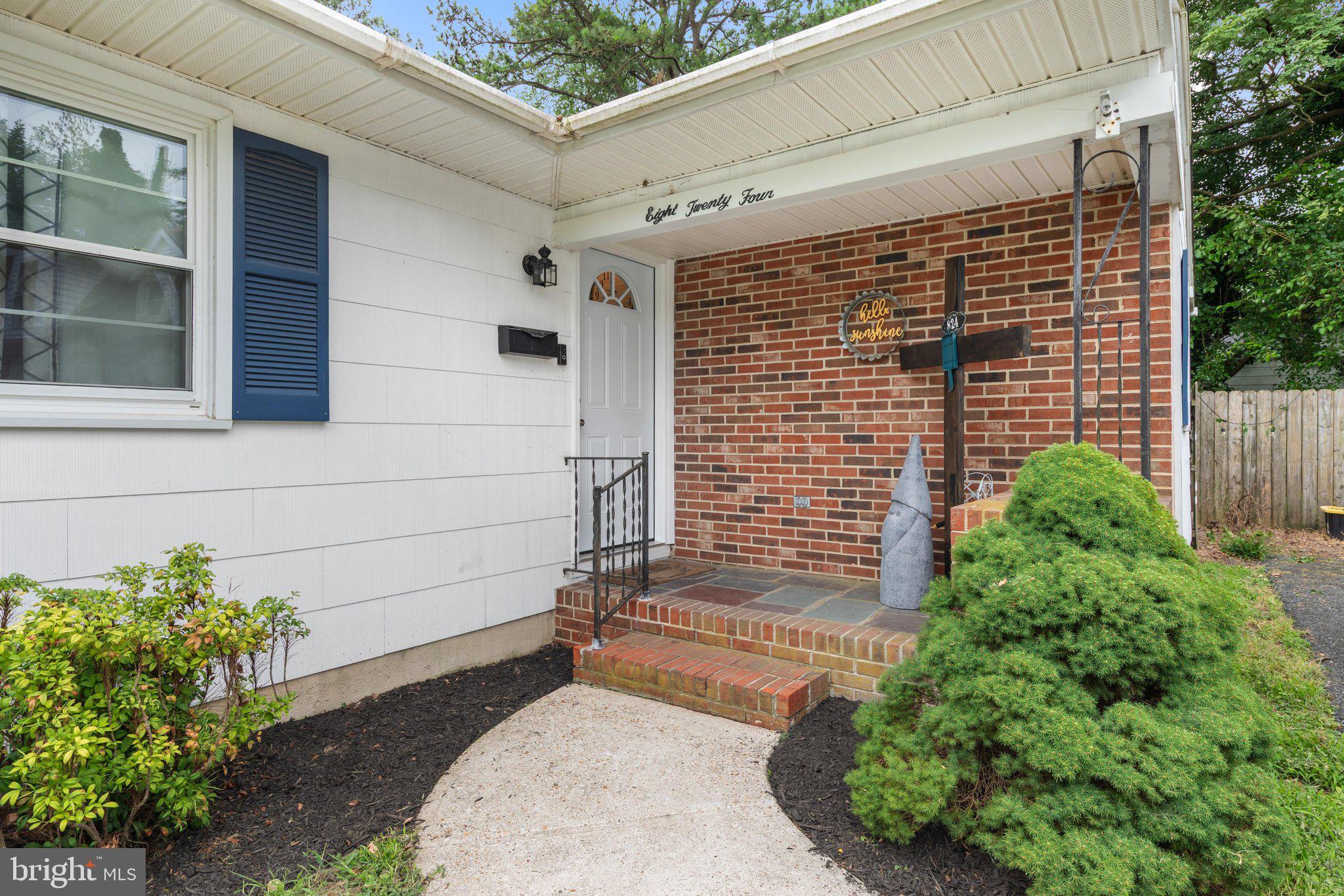 LINCOLN VILLAGE - Residential