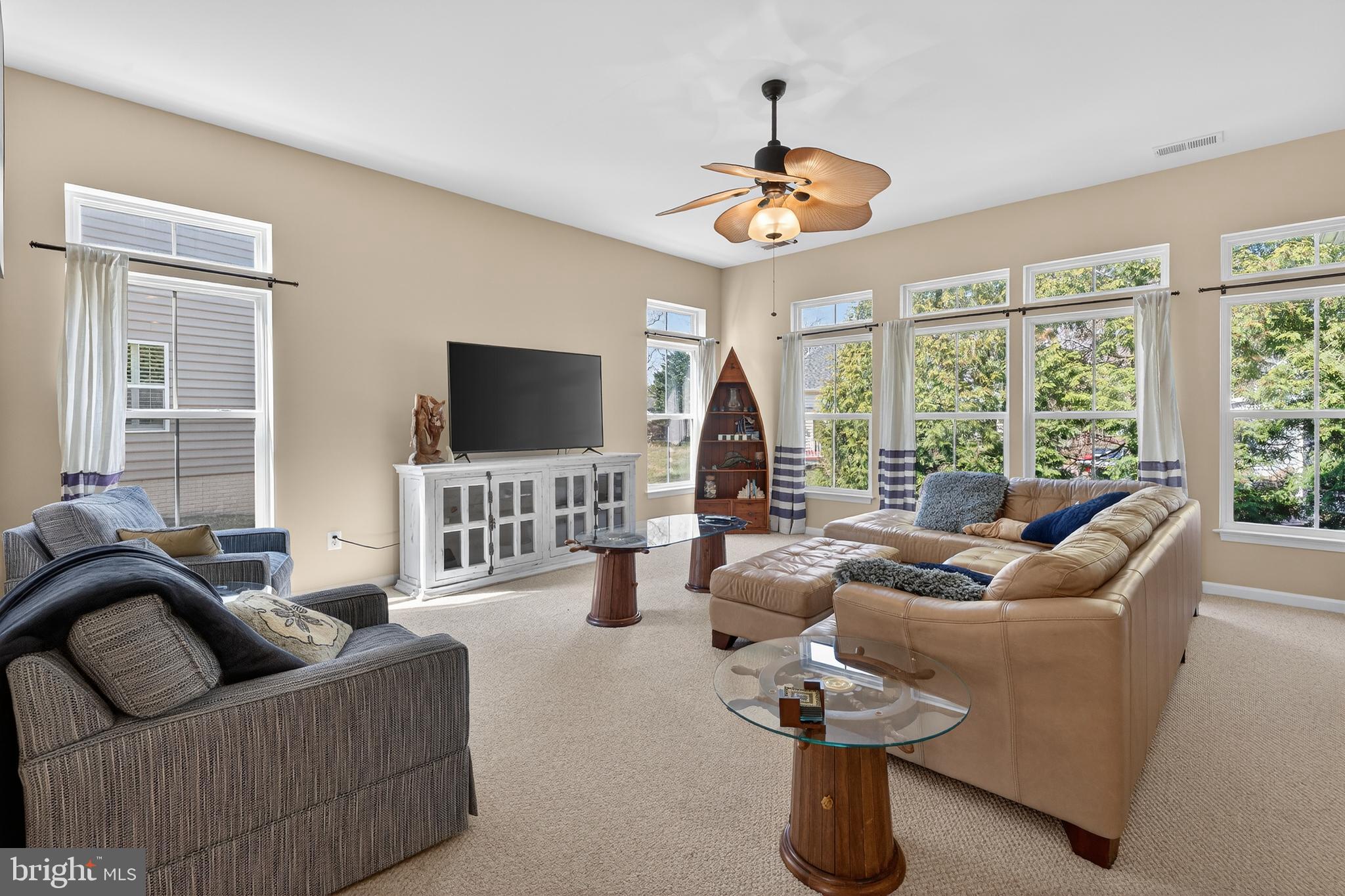 GRANDE AT CANAL POINTE - Residential