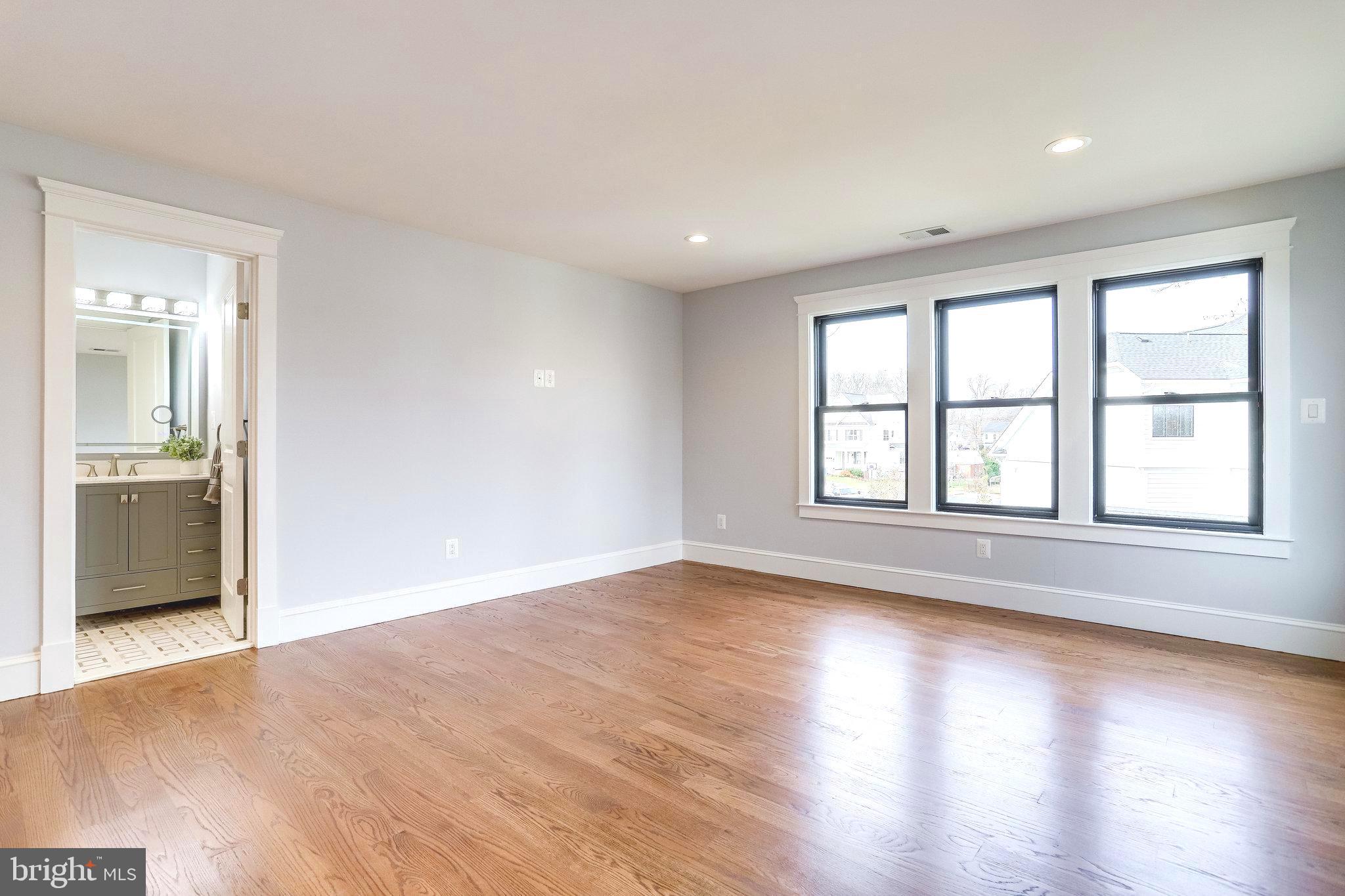 ORCHARD CREST - Residential