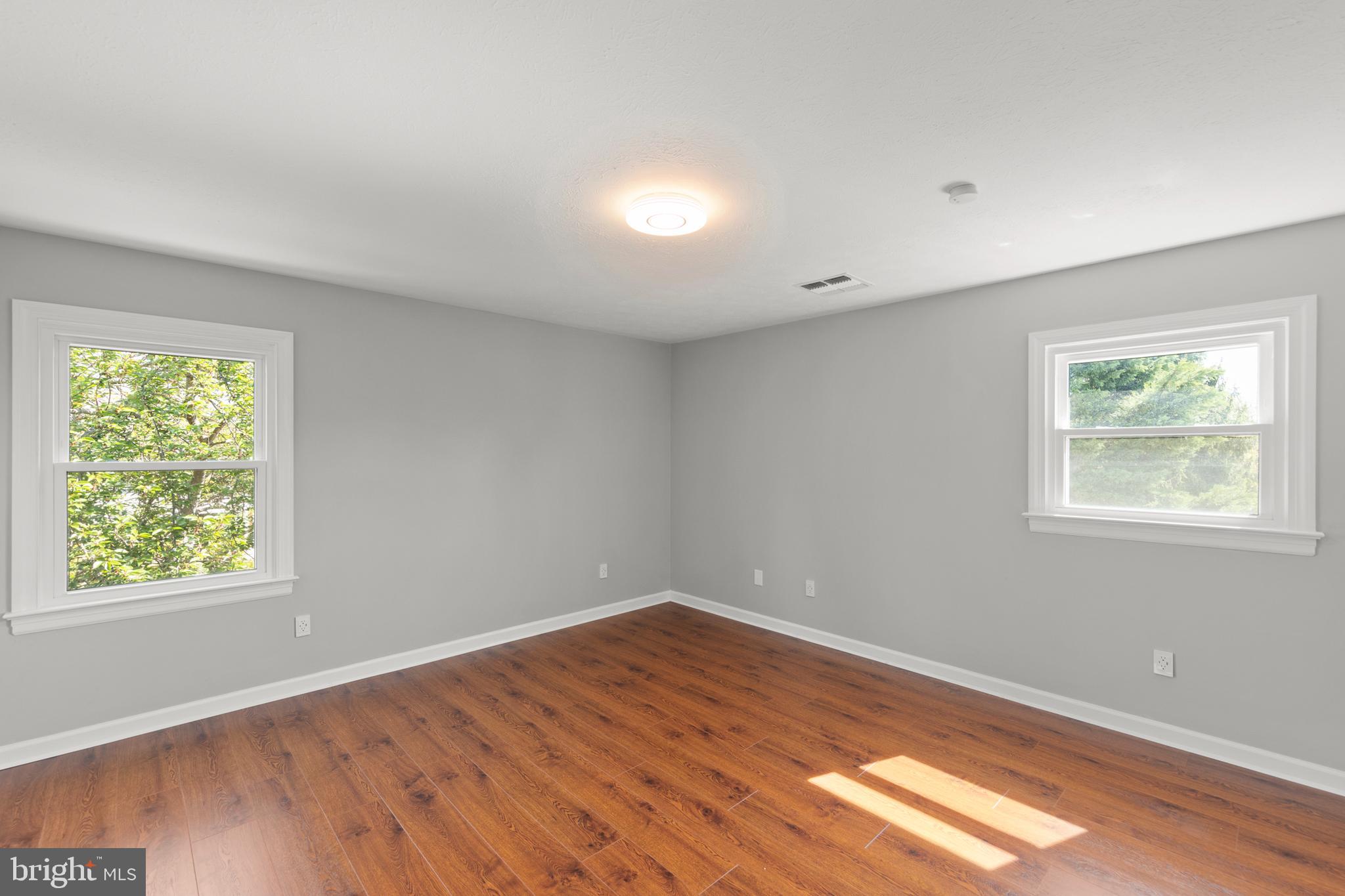 SPRING HOLLOW ESTATES - Residential