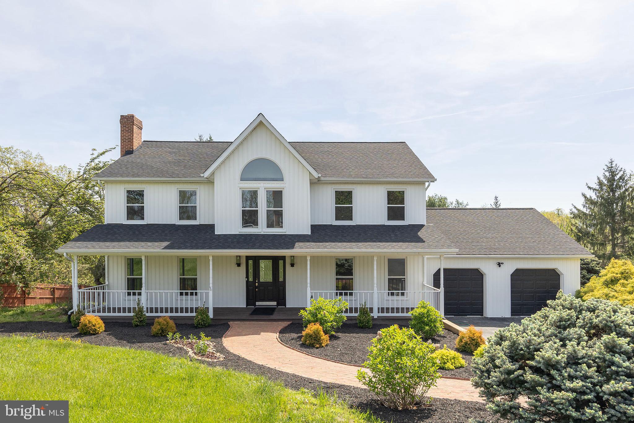 SPRING HOLLOW ESTATES - Residential