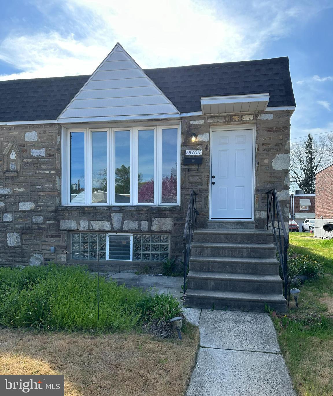 SOMERTON - Residential Lease