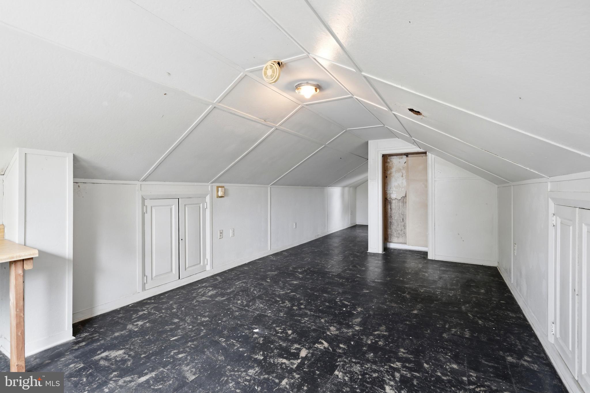 ABINGTON WOODS - Residential
