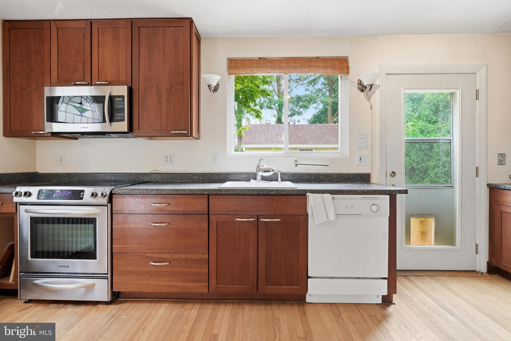 ABINGTON WOODS - Residential