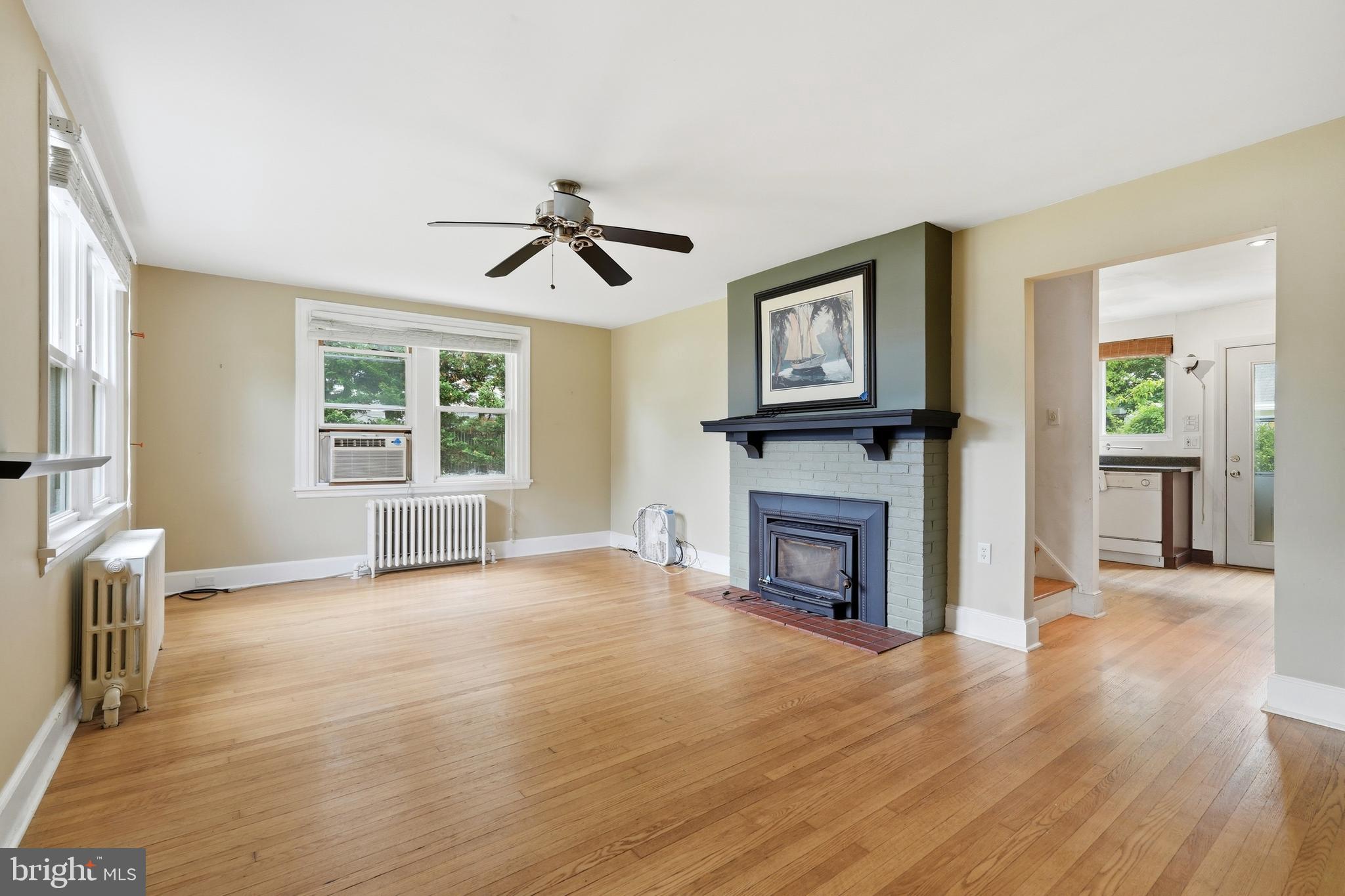 ABINGTON WOODS - Residential