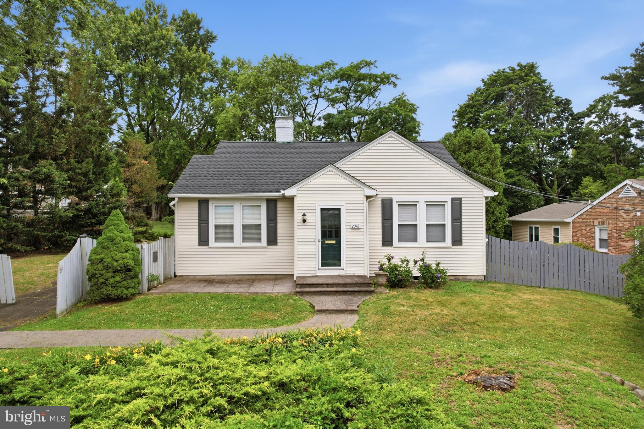 ABINGTON WOODS - Residential