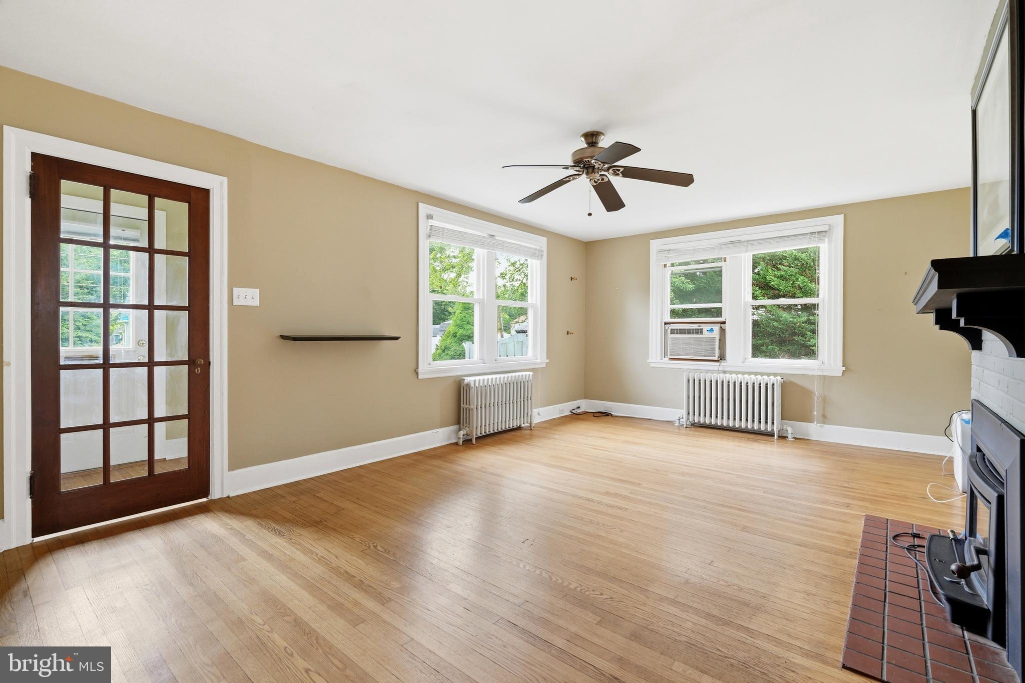 ABINGTON WOODS - Residential